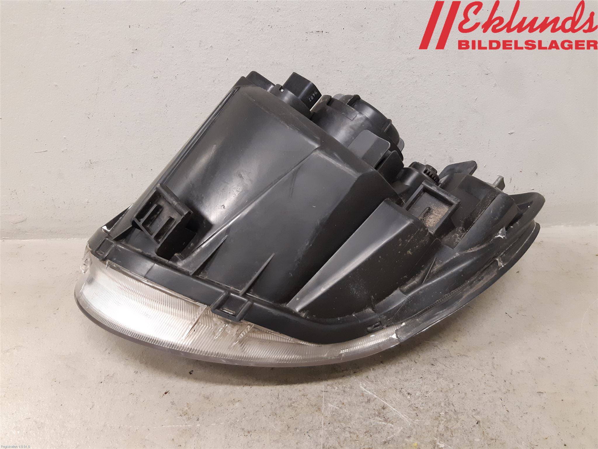 Kia PICANTO    04-11 Strålkastare Höger