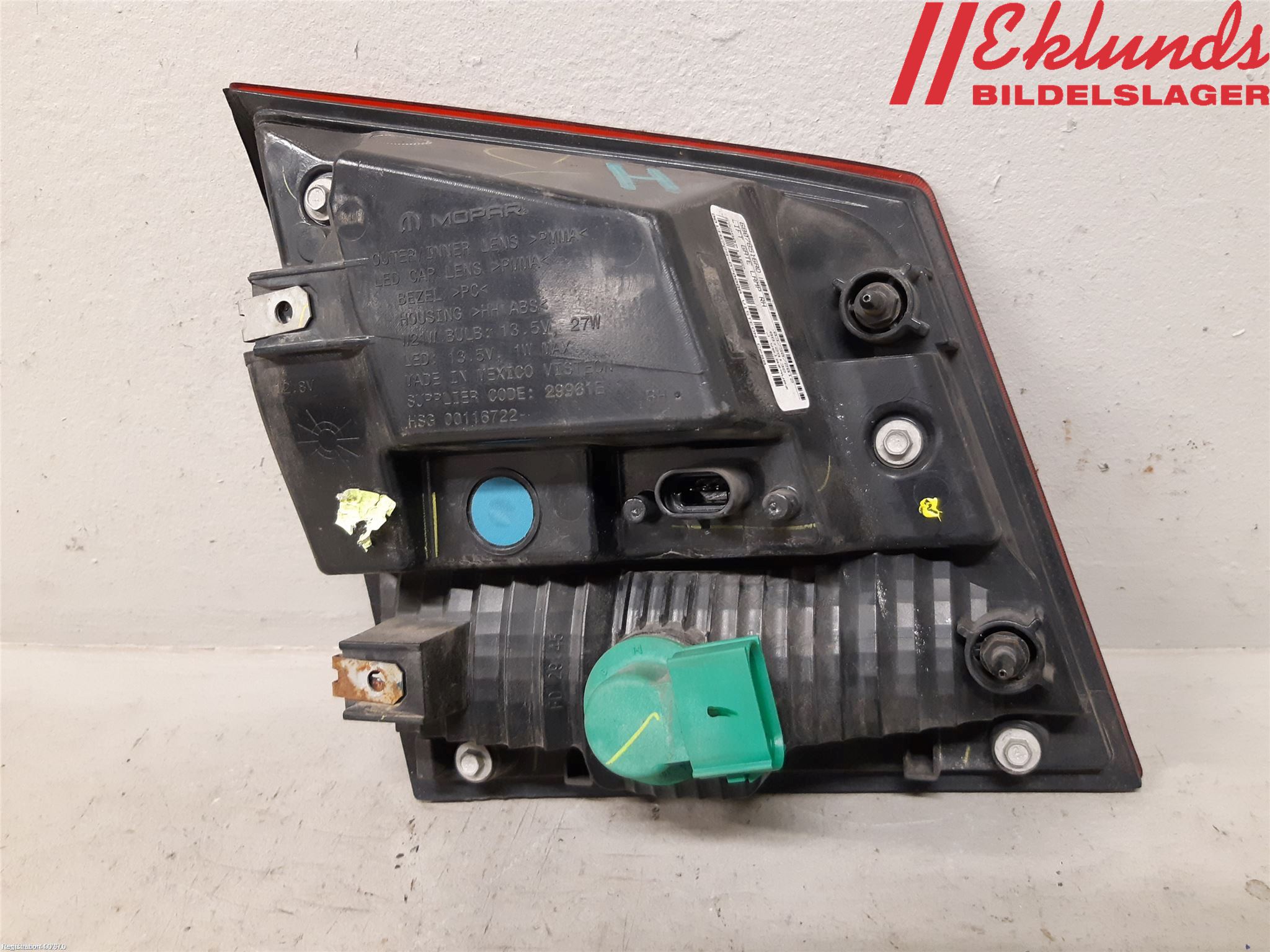 Fiat FREEMONT Bakljus Lucka Hö