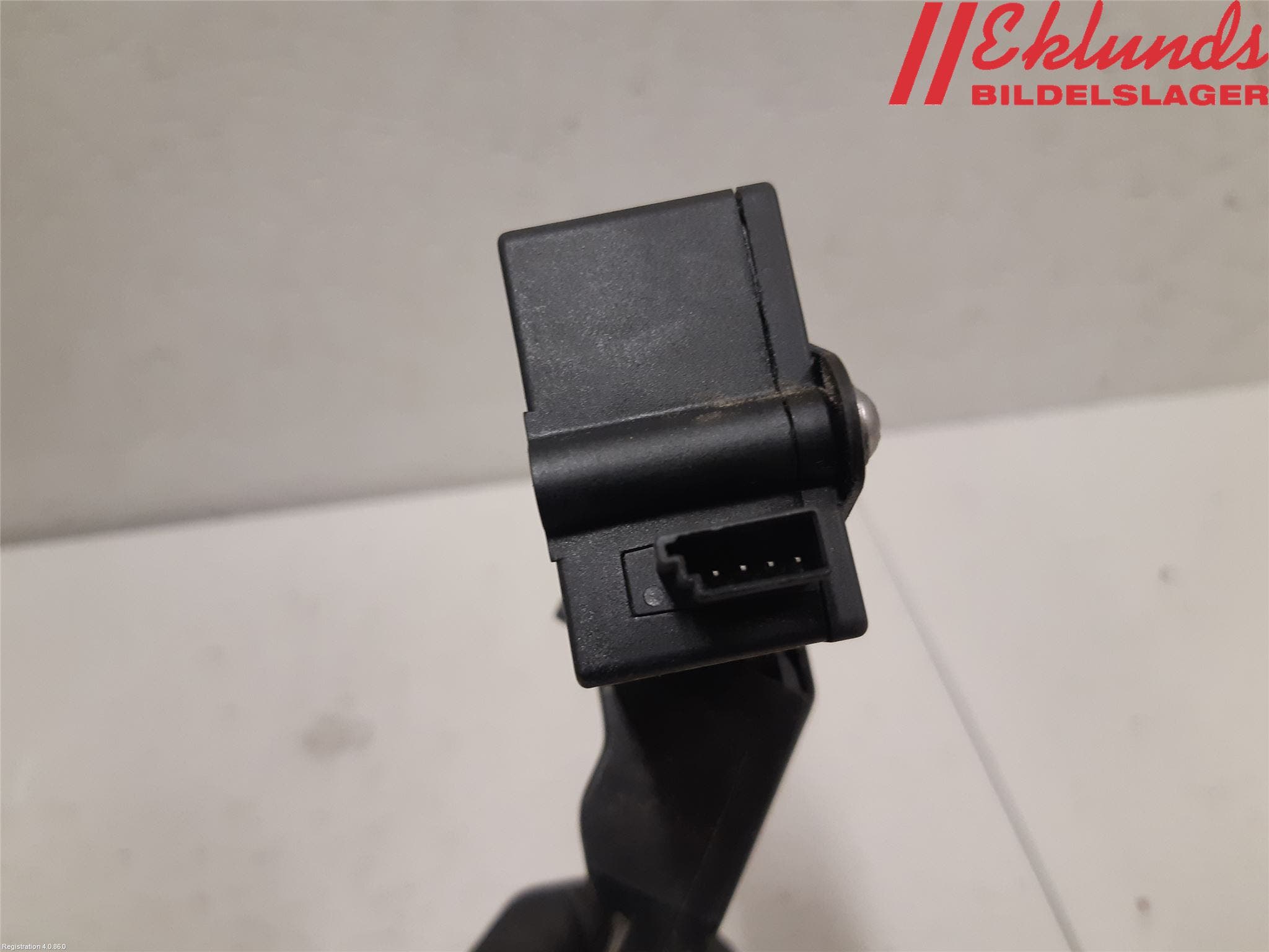 BMW 5 E60/61 Sed/Tou 02-10 Låskista Baklucka