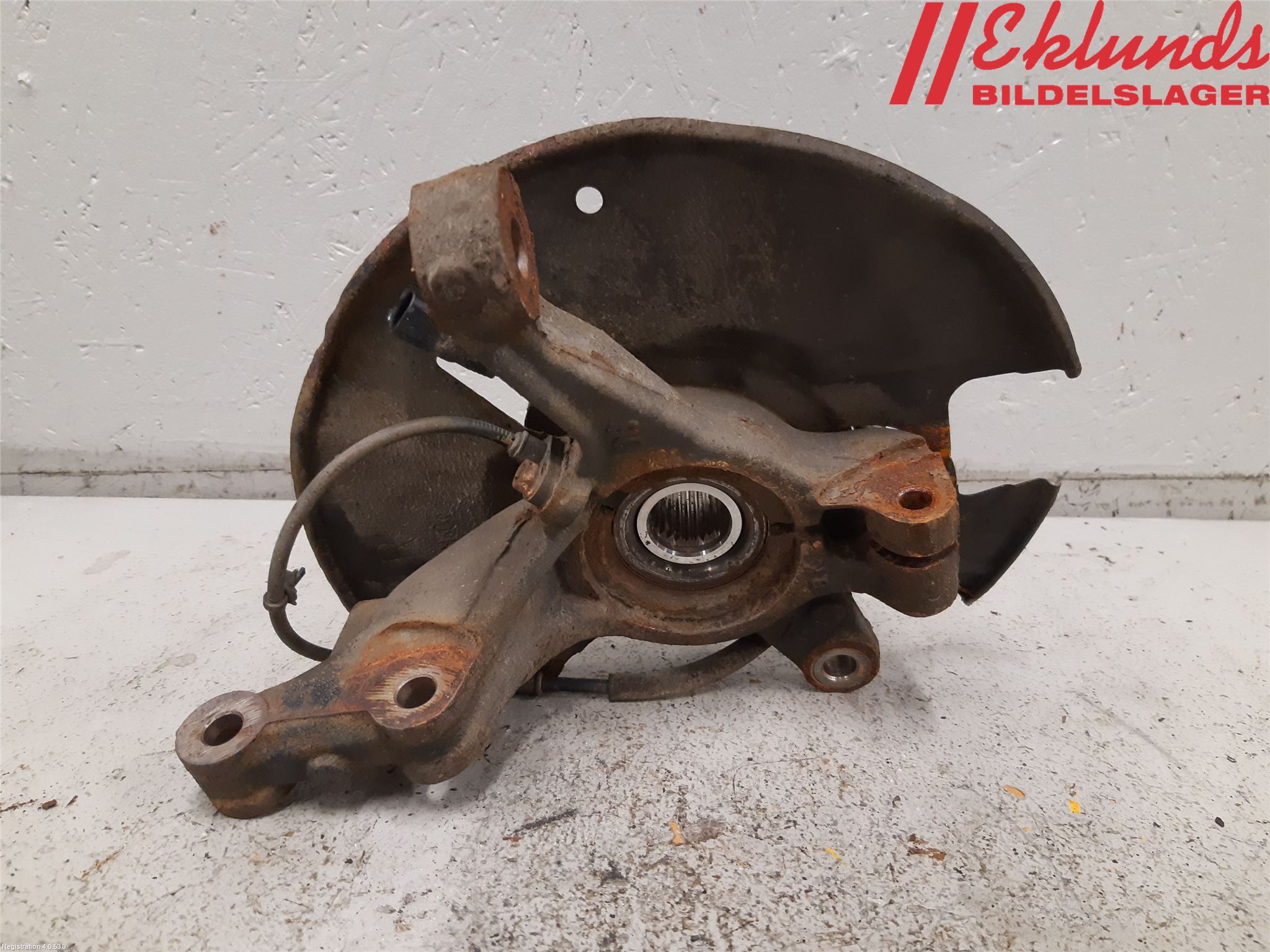 Mazda 2 (DE) 08-15 Styrspindel Lagerhus Hö