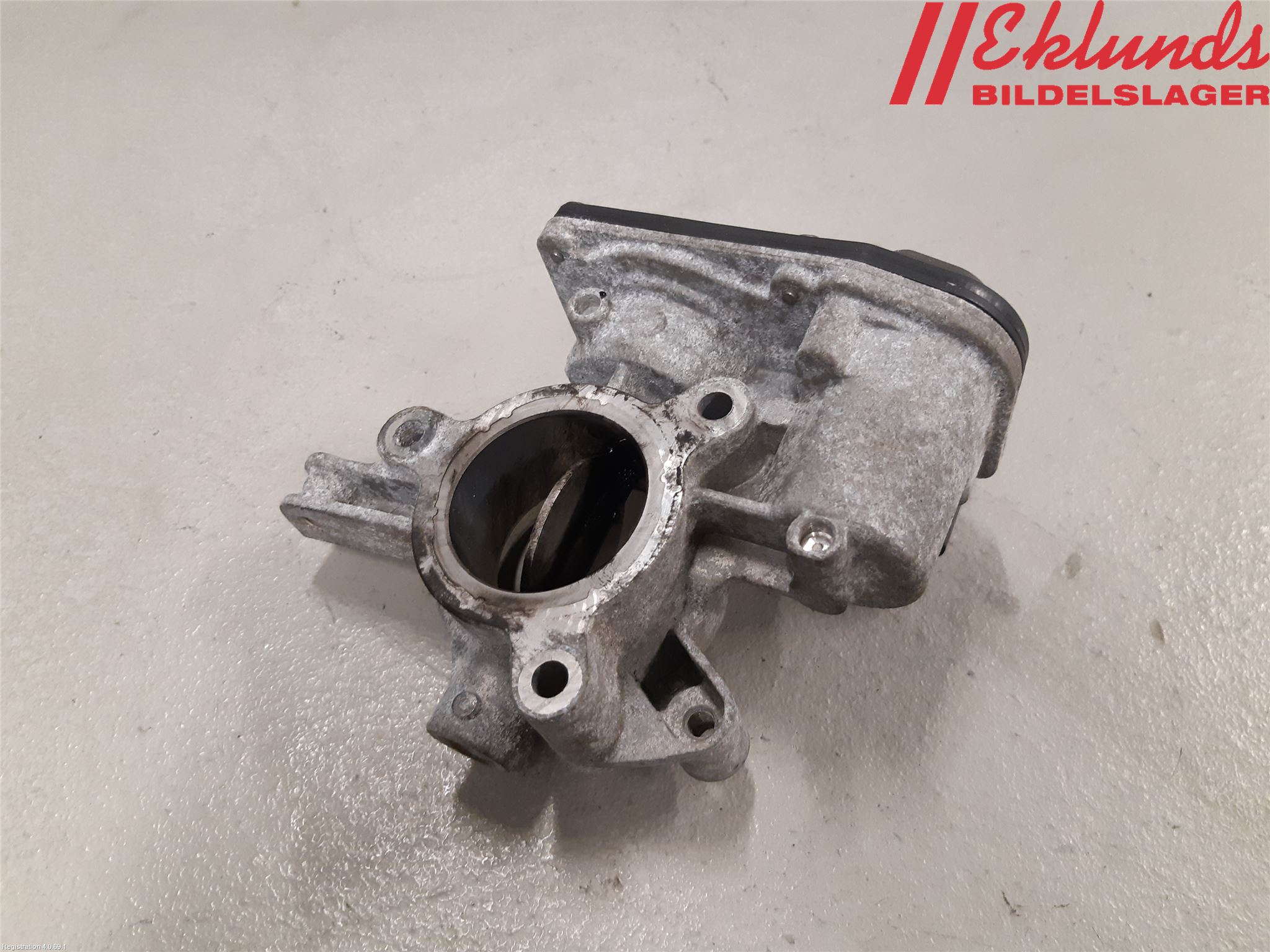 Opel MERIVA B 10-17 Injspjällhus