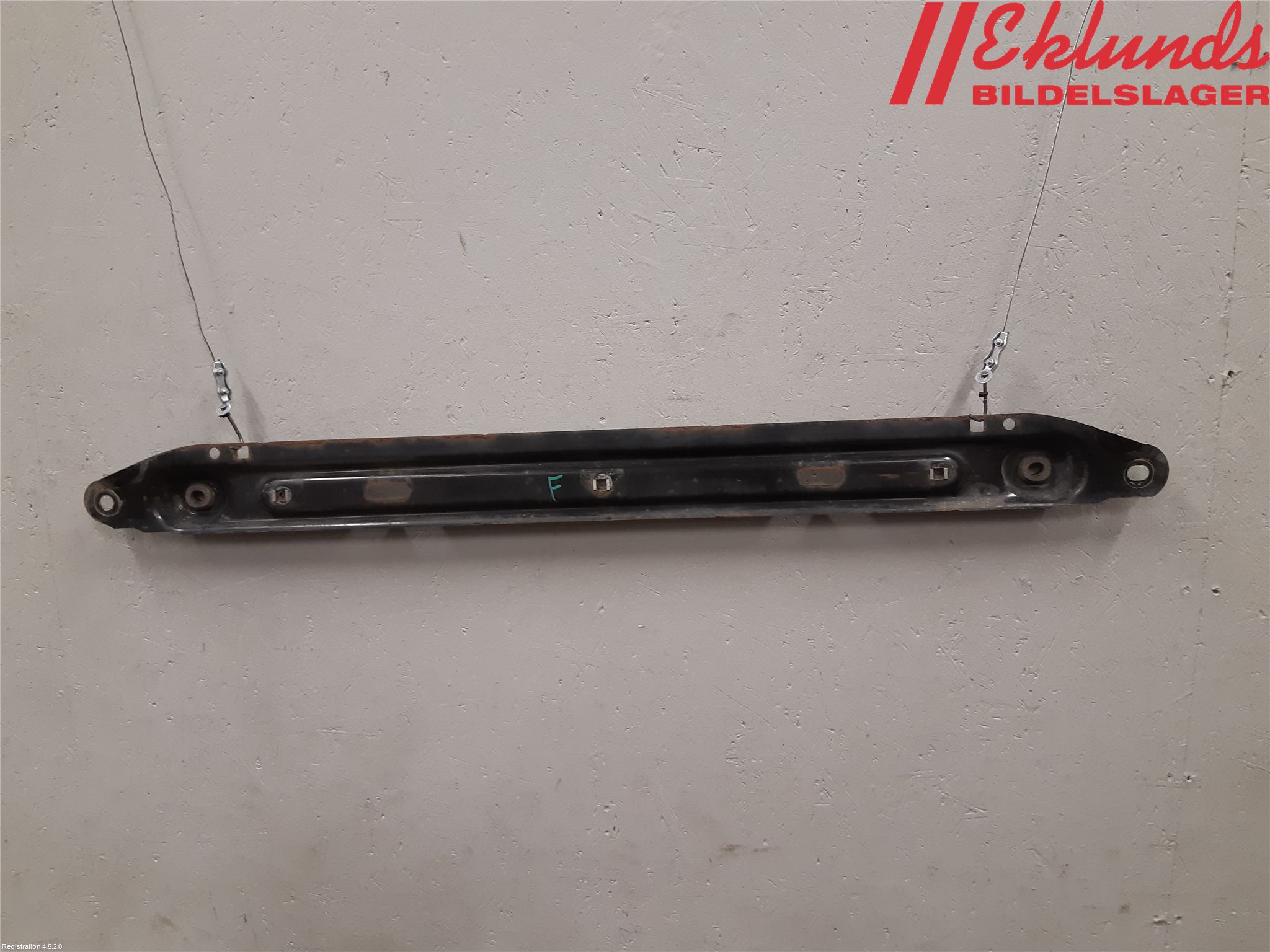 Citroen BERLINGO 08-18 Kylarfäste-Ram-Balk