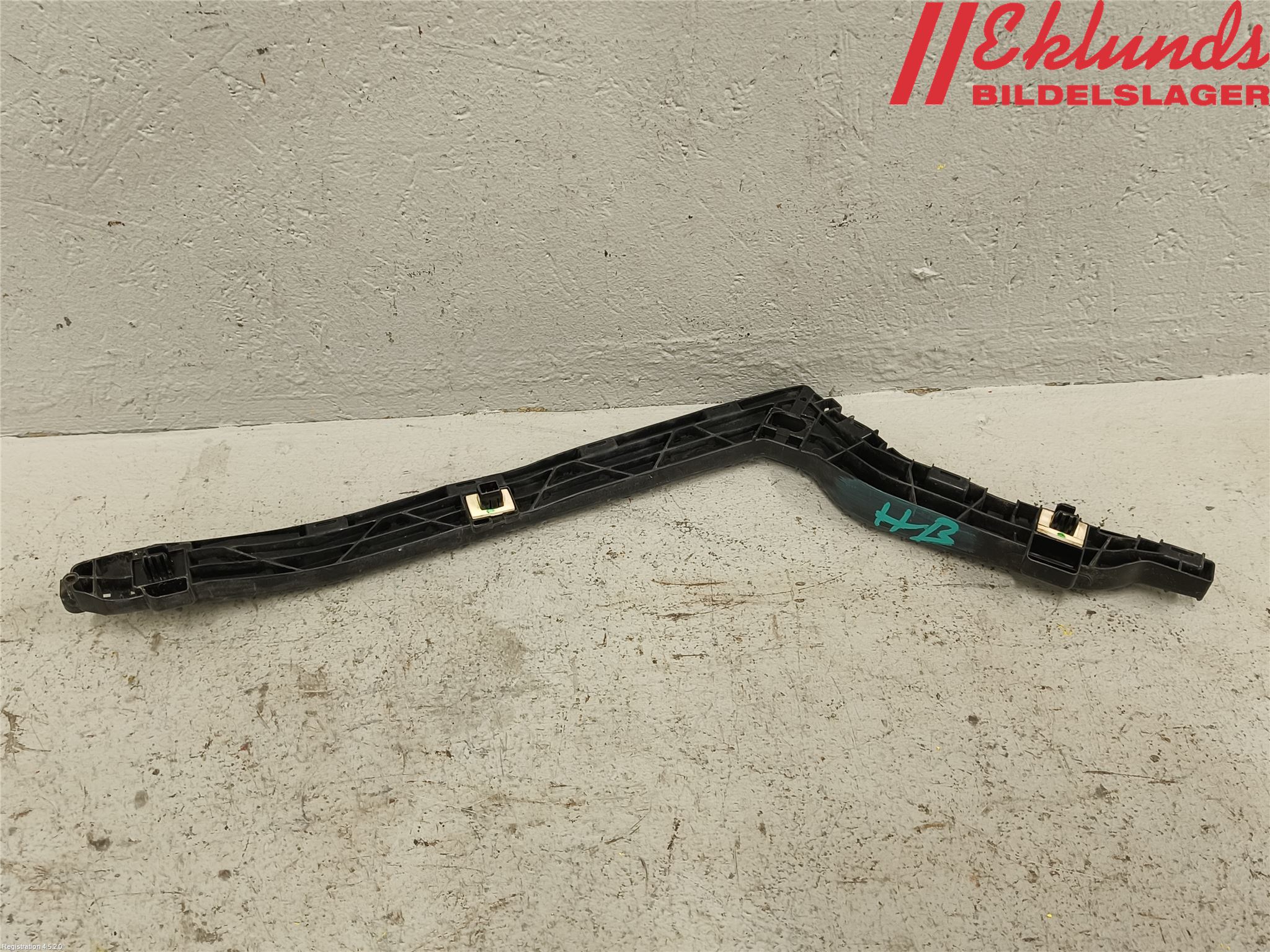 Honda CR-V 13-18 Stötfångarfäste Bak Hö