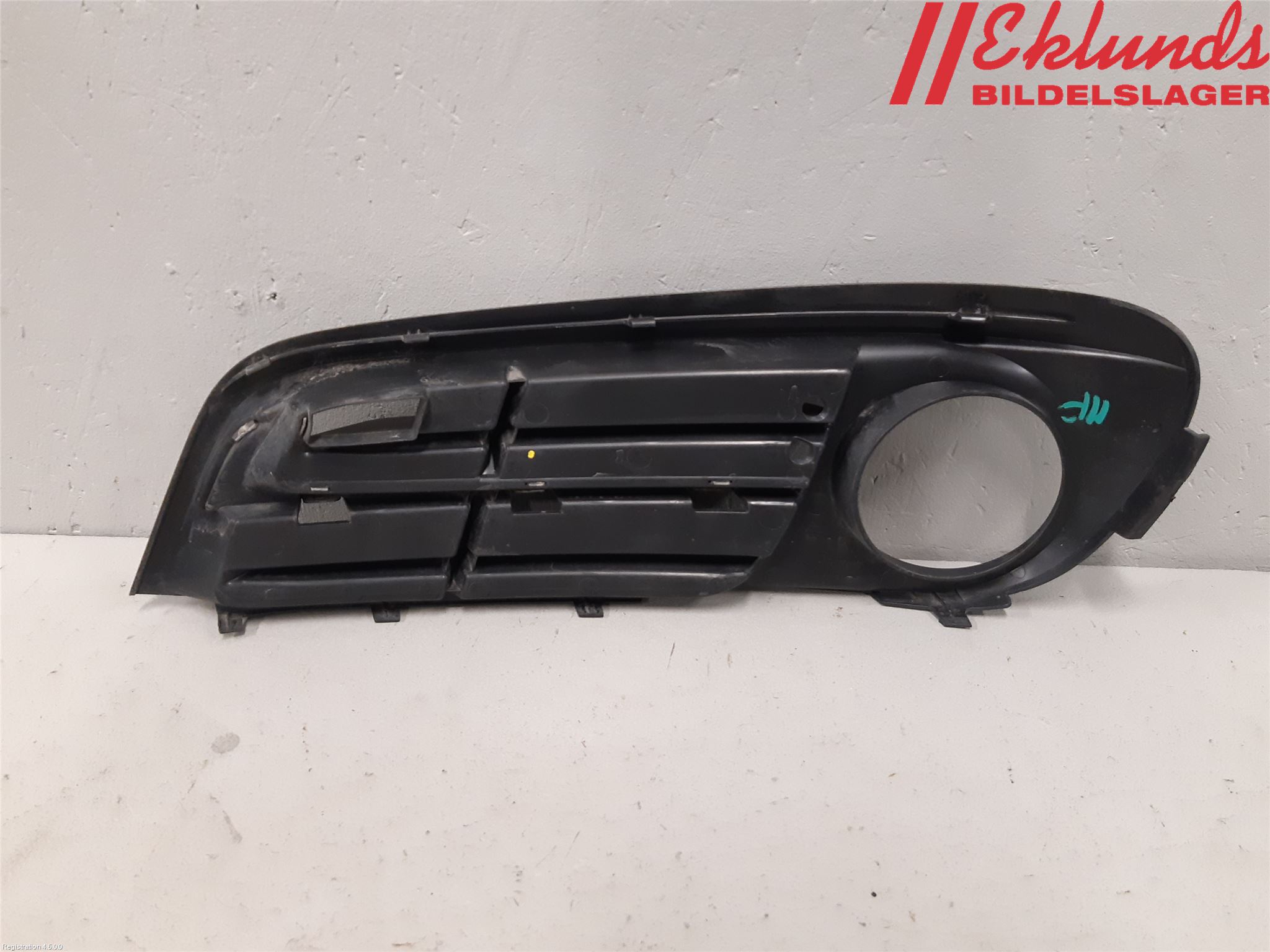 BMW 5 F10/F11/F18 09-17 Dimljussarg Fram