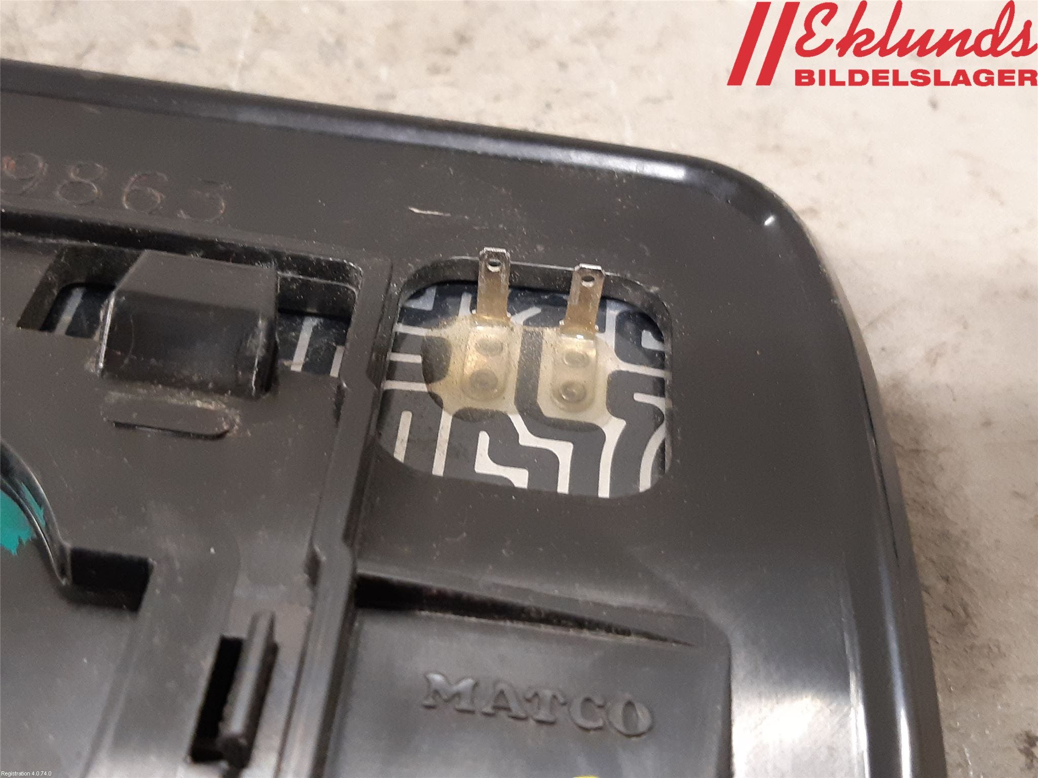 Toyota HILUX 05-16 Spegelglas Hö