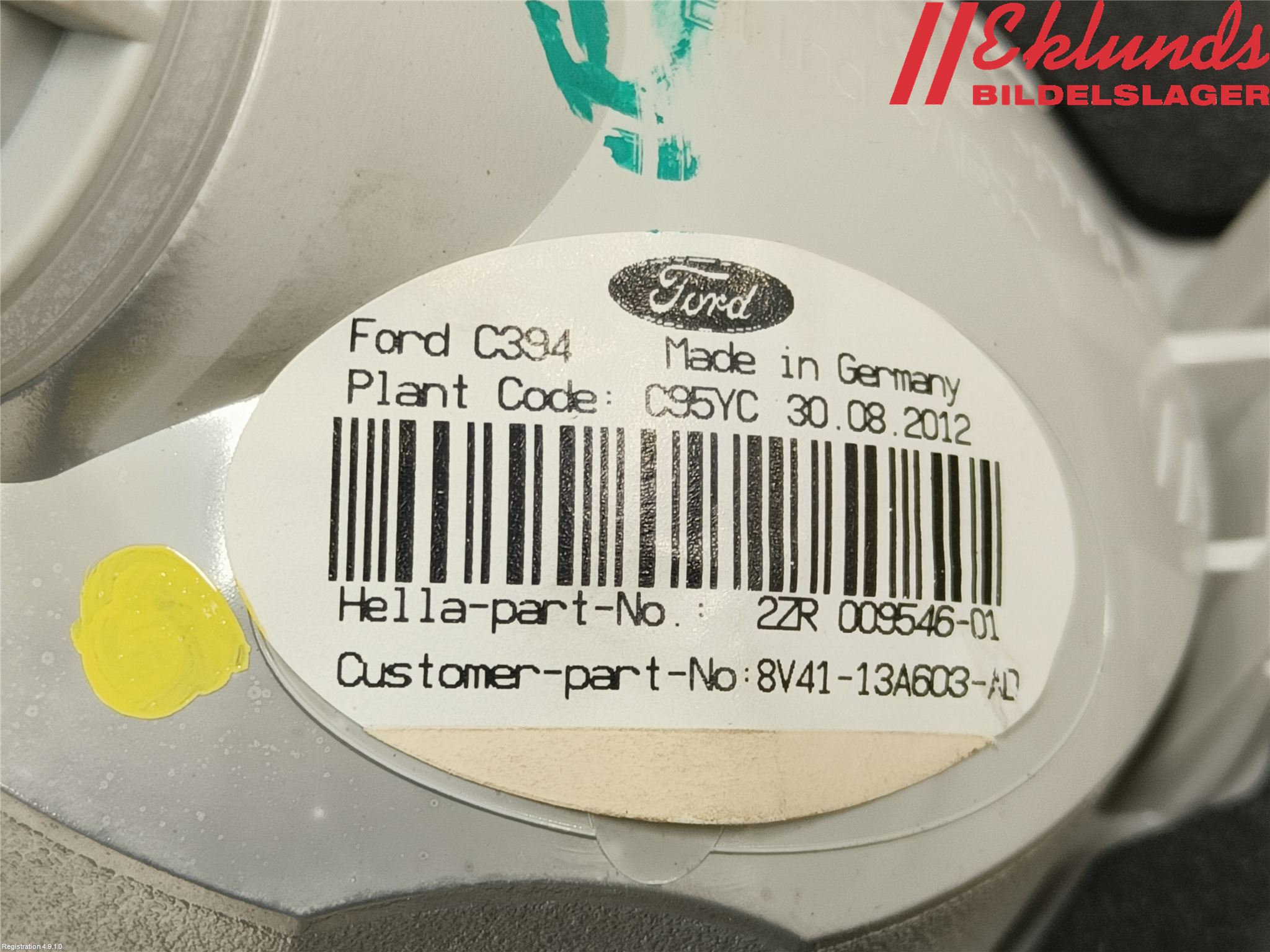 Ford KUGA 08-12 Bakljus Lucka Vä