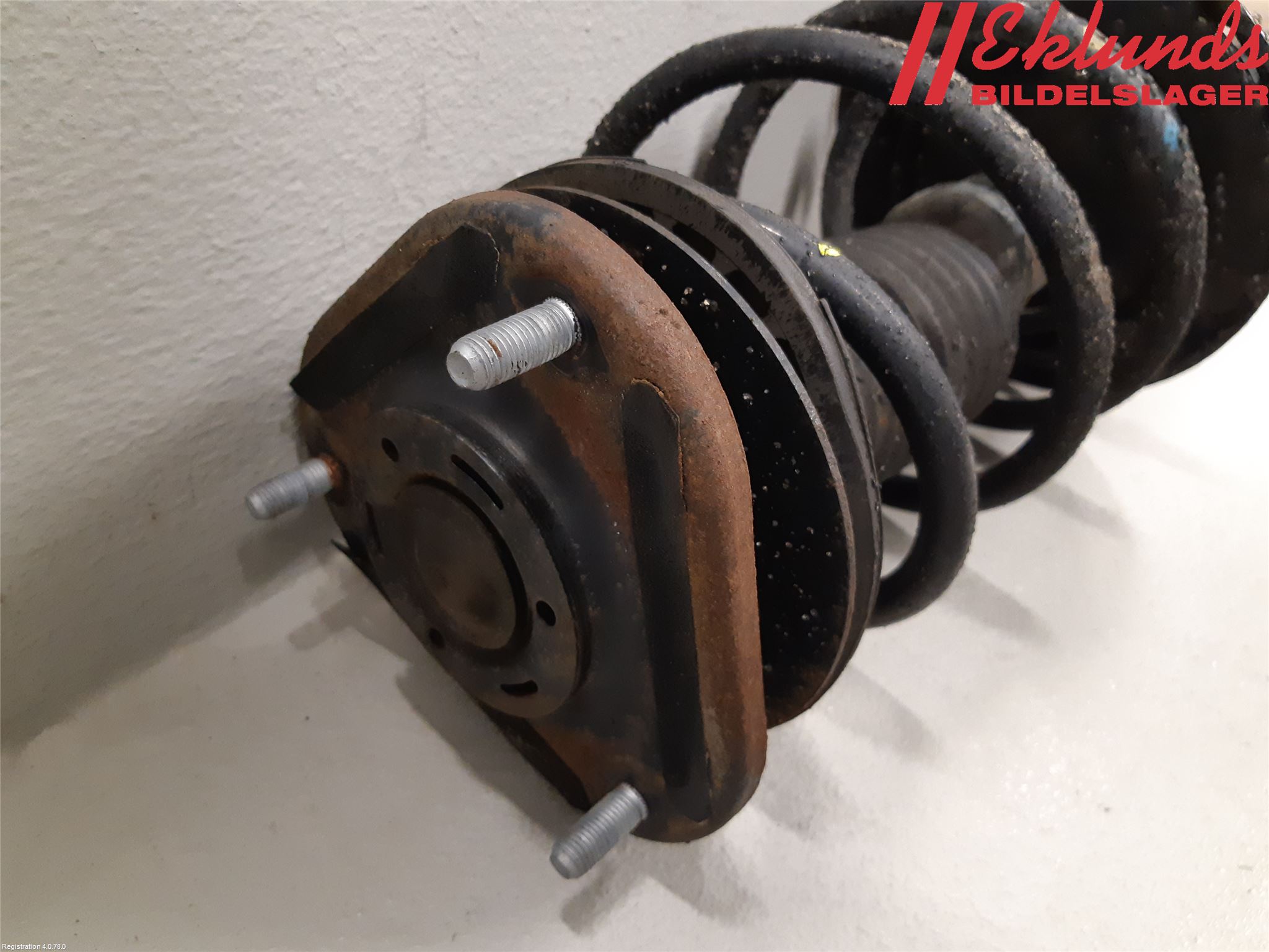 Toyota AURIS 13-19 Fjäderben Fram Höger