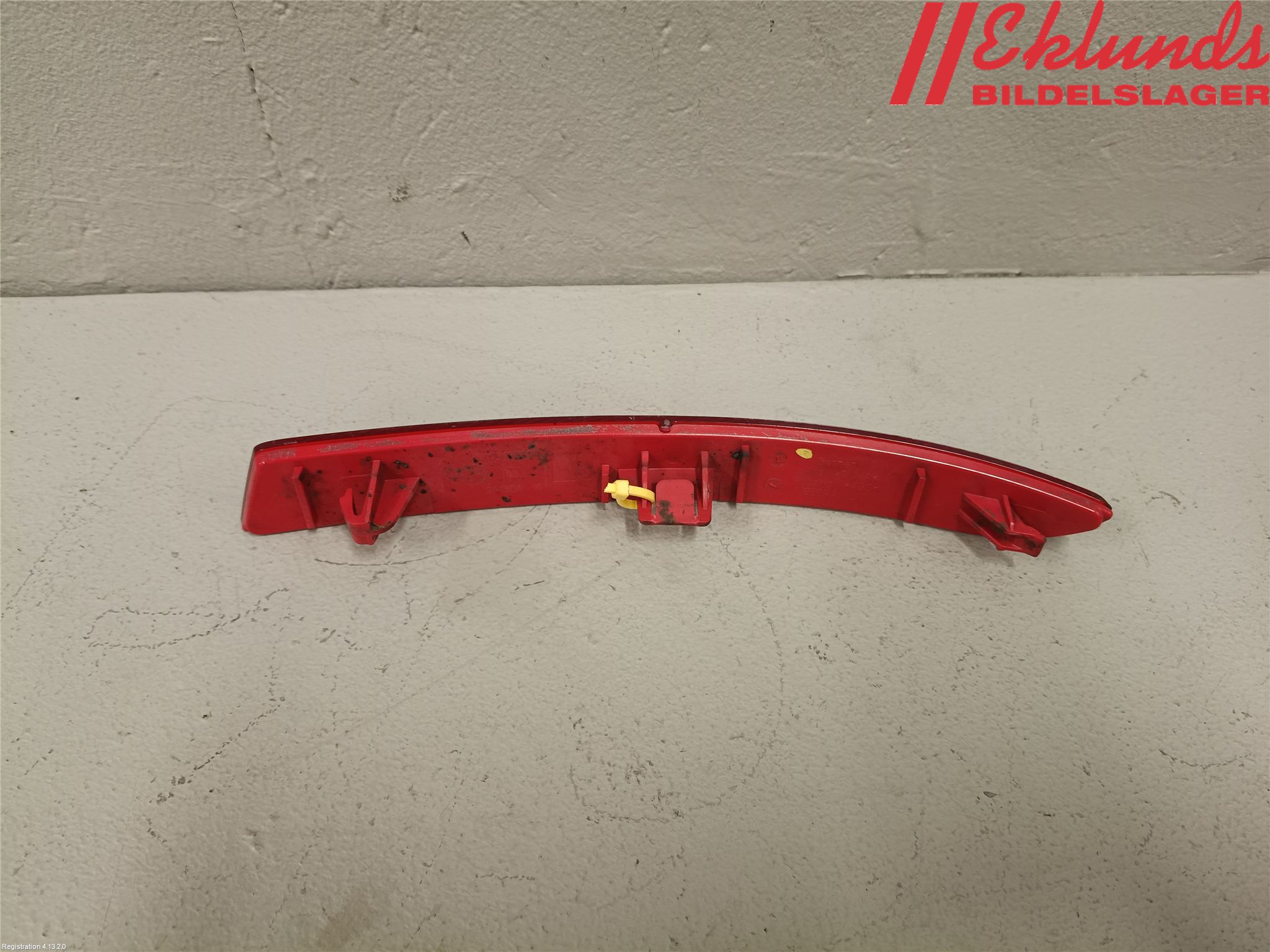BMW 5 F10/F11/F18 09-17 Dimljus/Reflex Bak