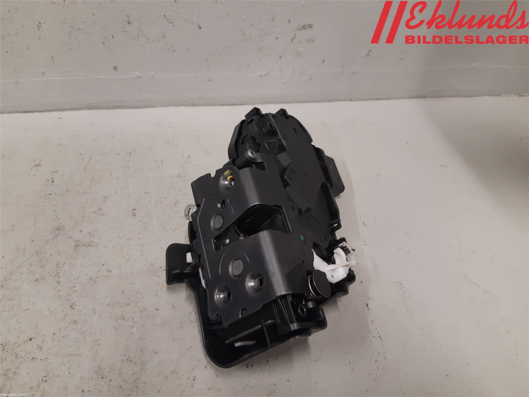 Volvo V70 08-13 Låskista-Dörrlås