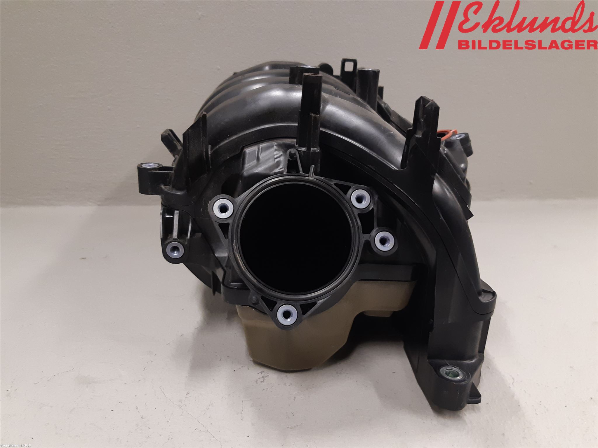 Toyota RAV4 19- Grenrör Insug