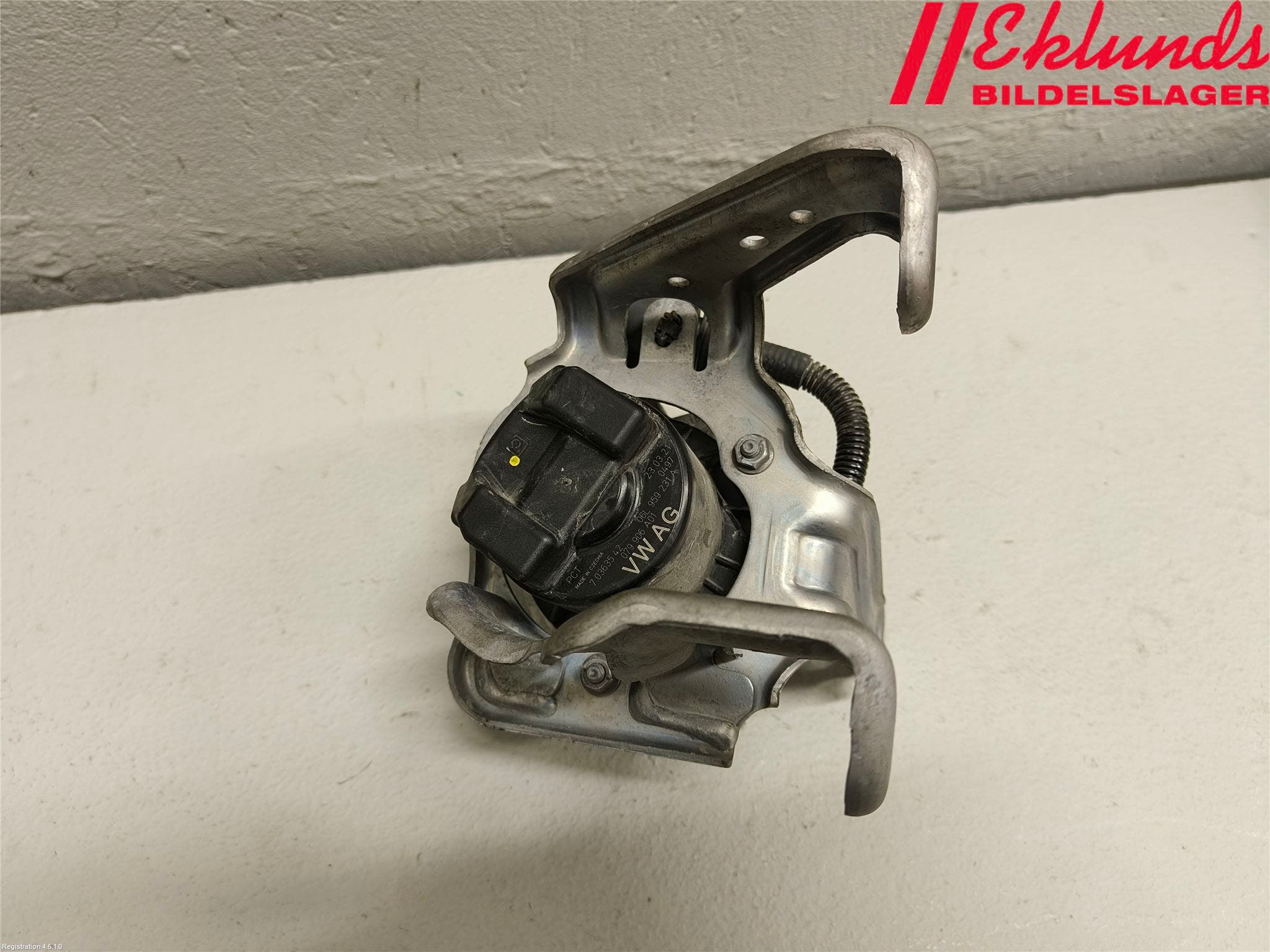 Audi A6 F2/C8 19- Luftpump-Avgasrening