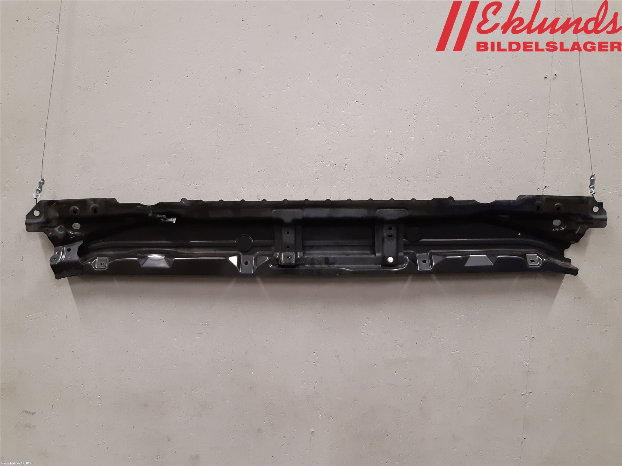 Toyota RAV4 19- Torpedplåt-Torpedplast