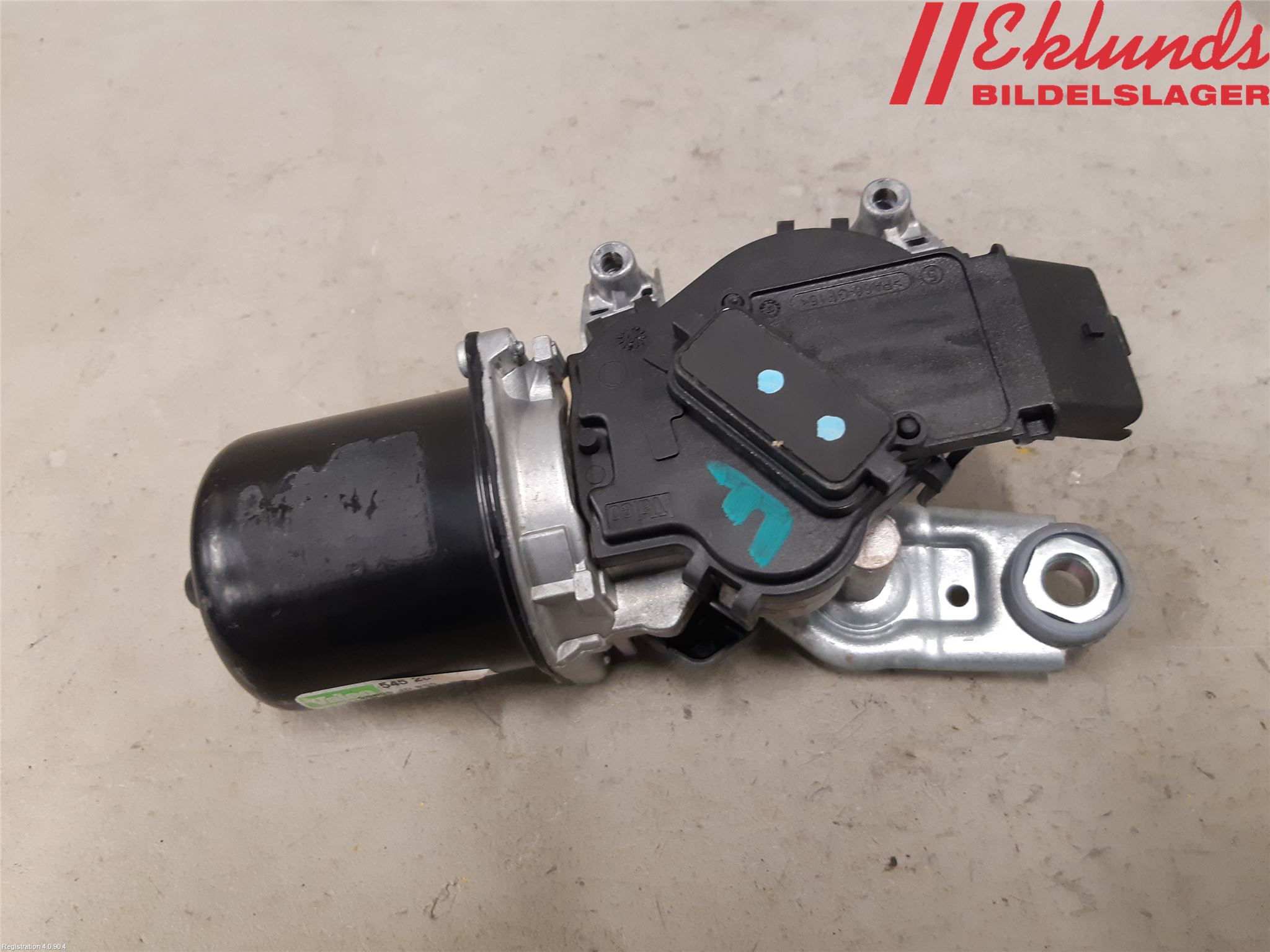 Nissan QASHQAI+2  10-14 Torkarmotor Vindruta