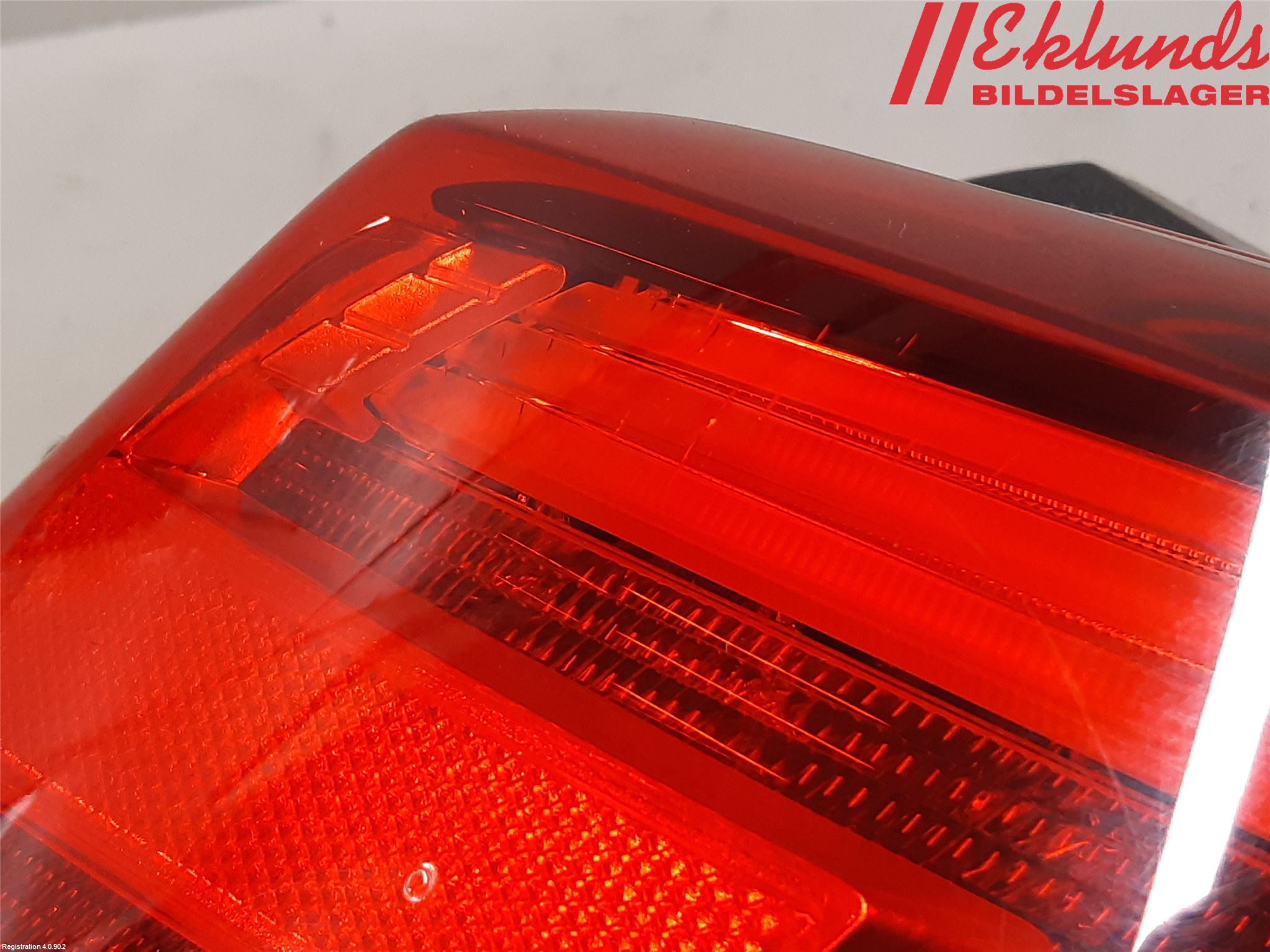 Toyota YARIS XP130 12-14 Bakljus Höger