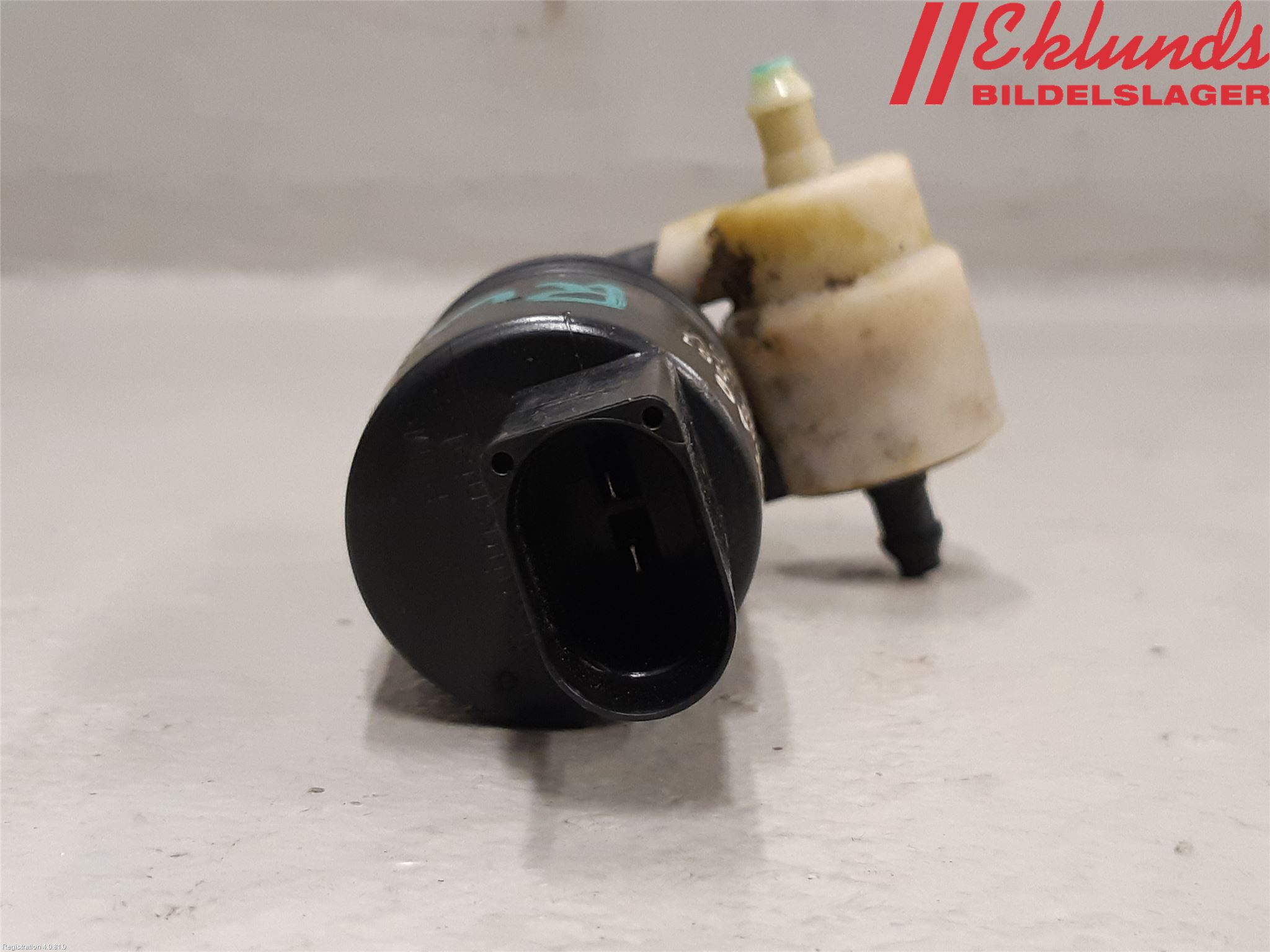 Volkswagen VW PASSAT 11-14 Spolarpump Vindruta