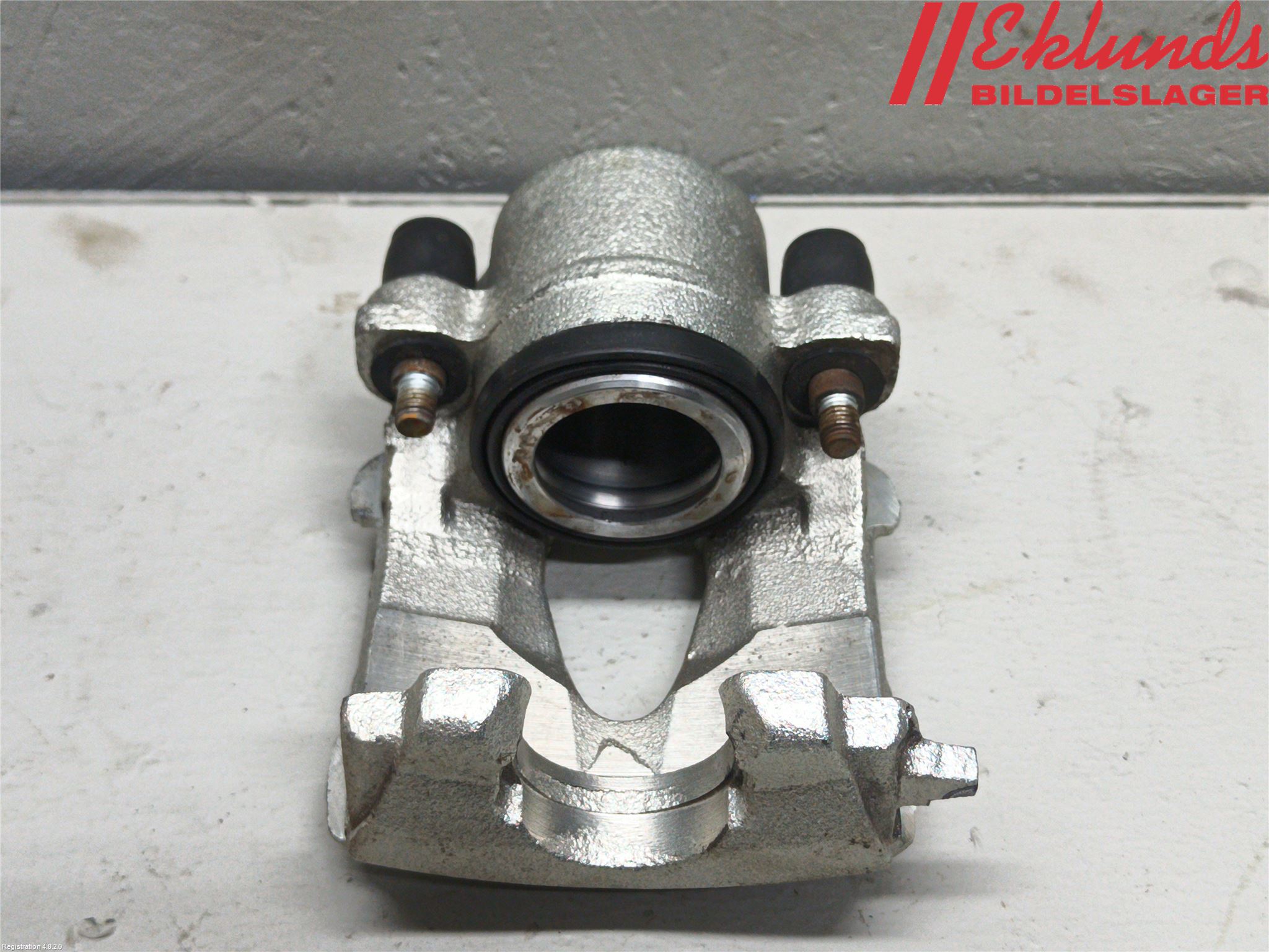 Volkswagen VW GOLF V 04-09 Bromsok Fram Vänster