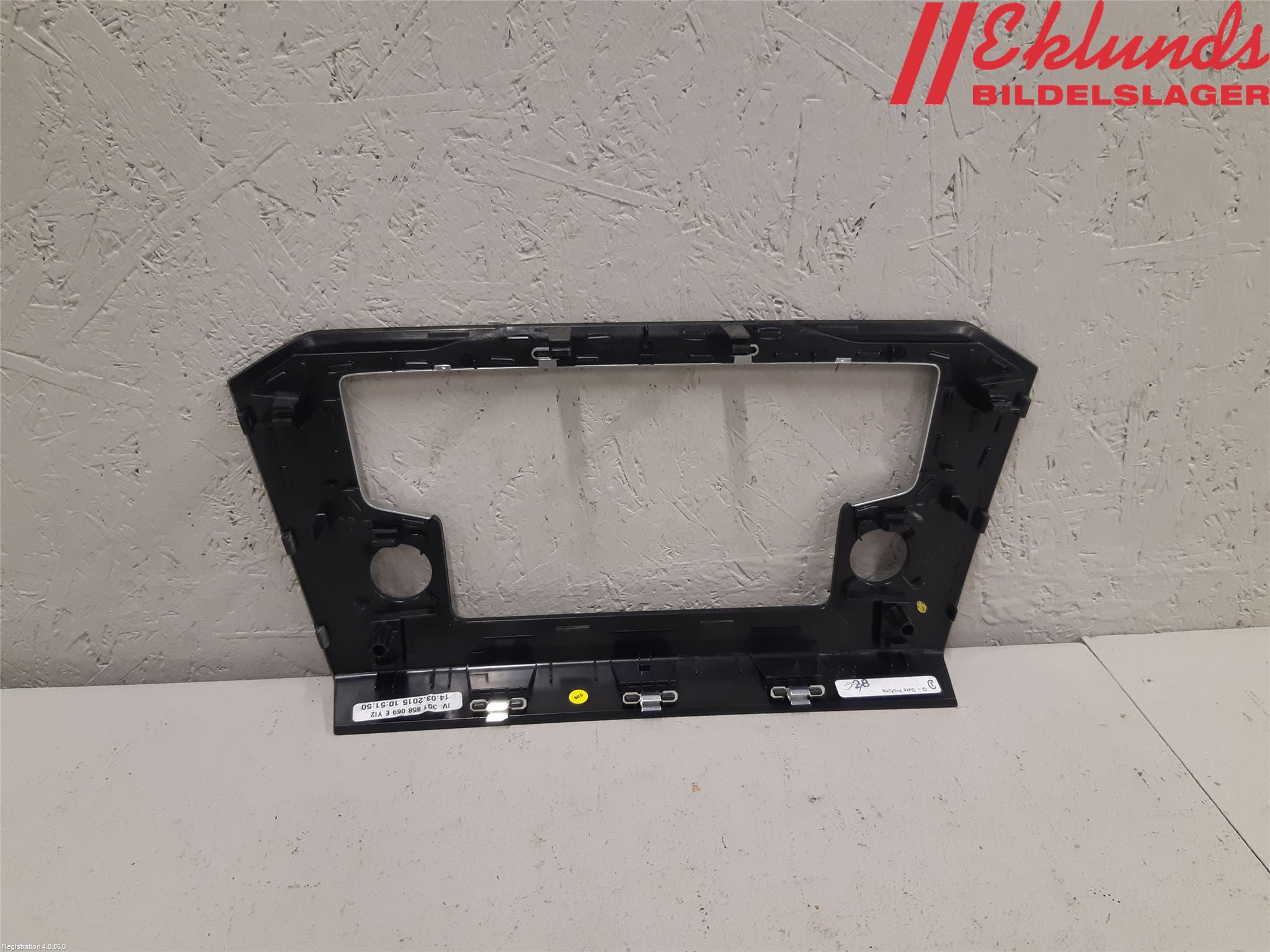 Volkswagen VW PASSAT 15-19 Instrument-Radio Sarg