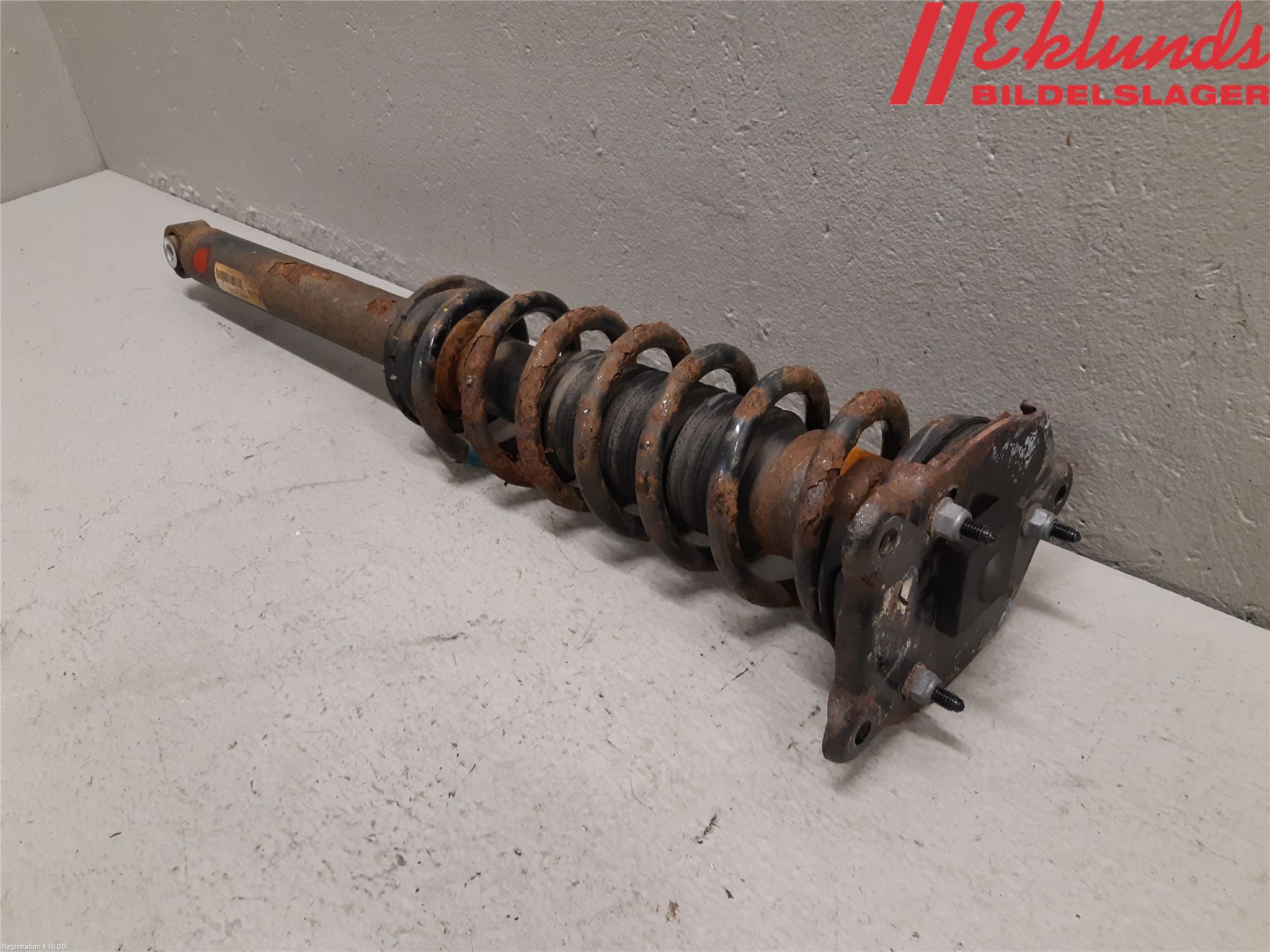 Tesla MODEL S 13- Fjäderben Bak Vänster