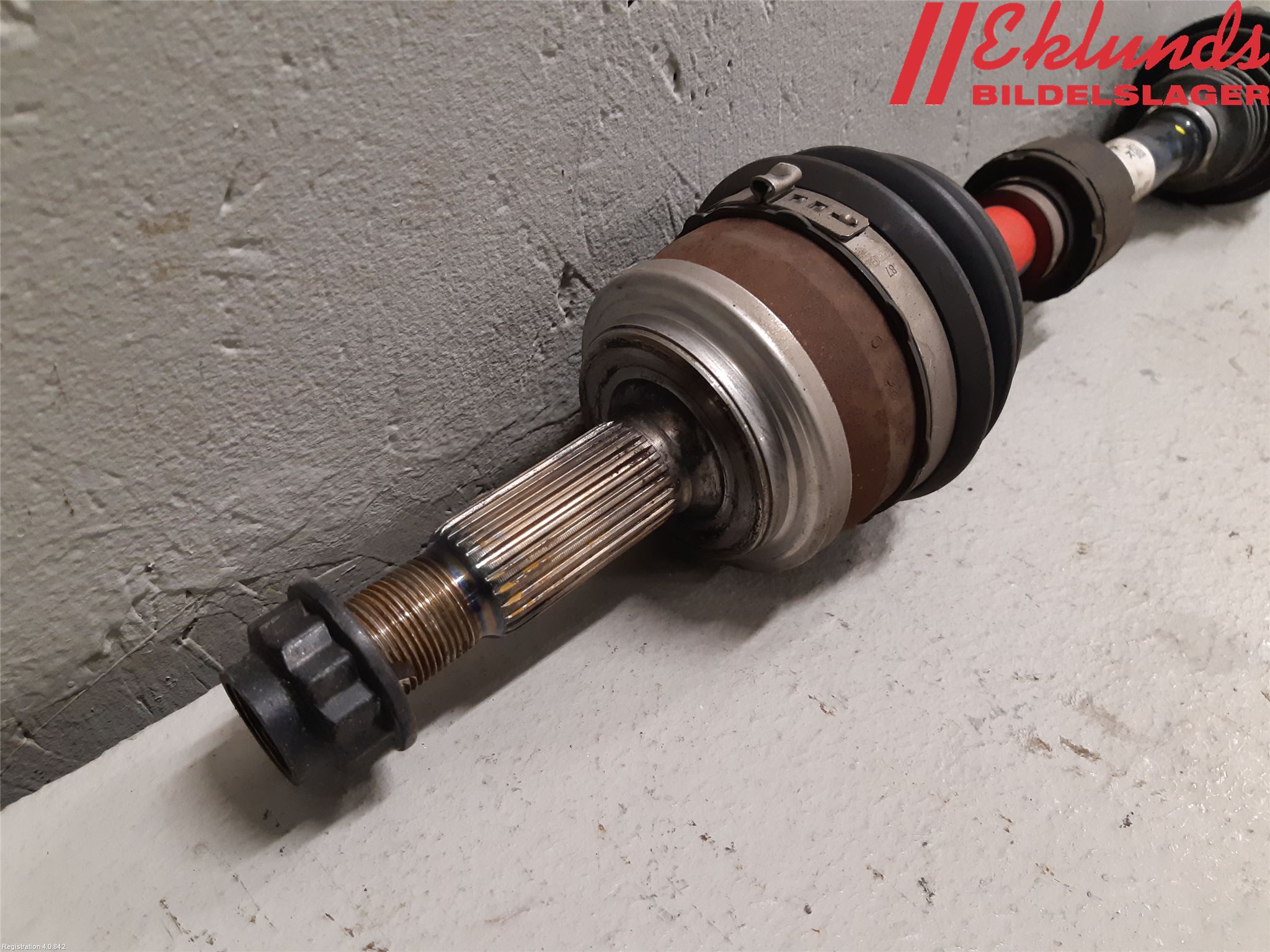 Toyota COROLLA 19- Drivaxel Fram Vänster