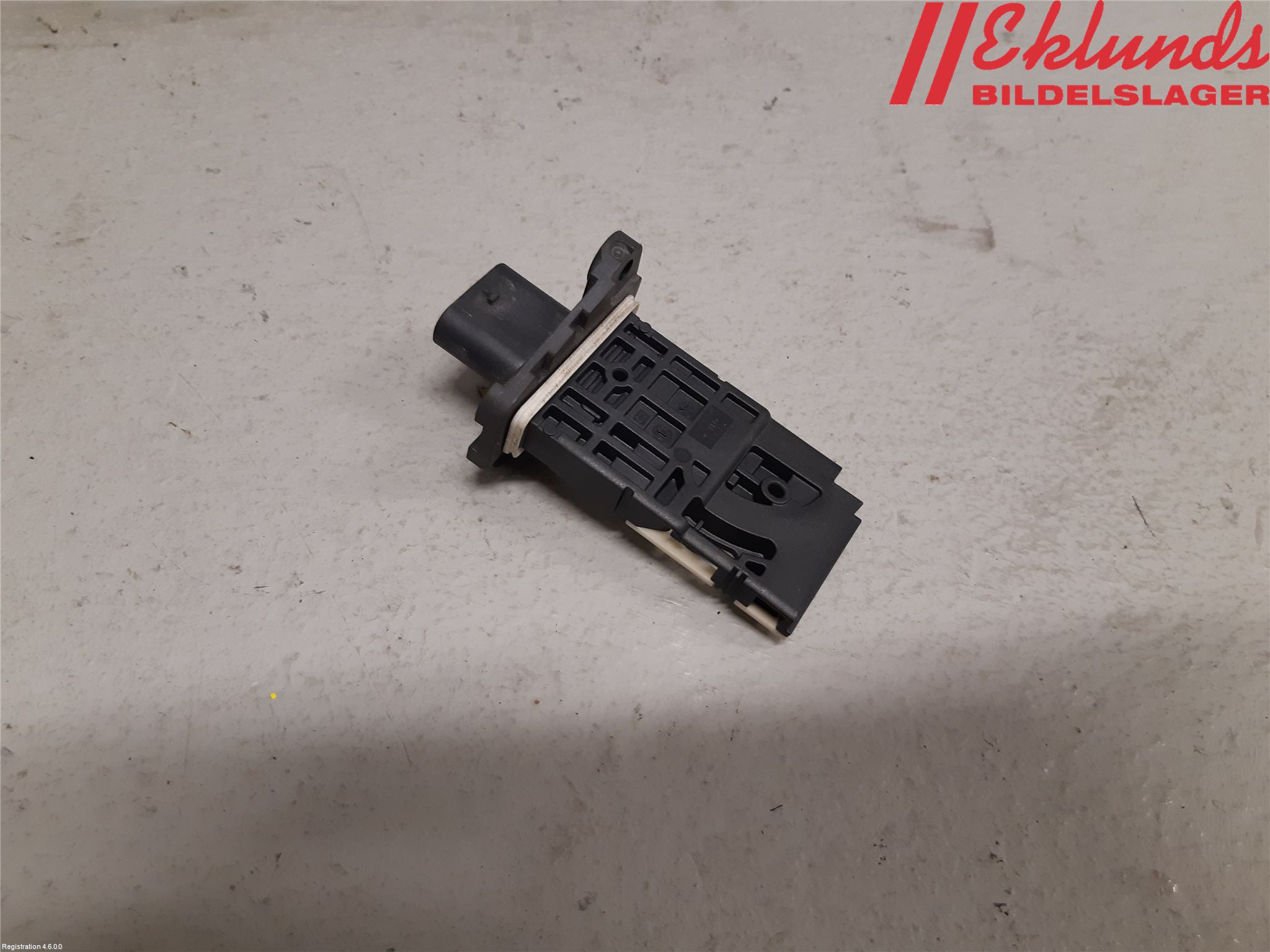 BMW 3 F30/F31/F80 12-19 Injluftmassamätare