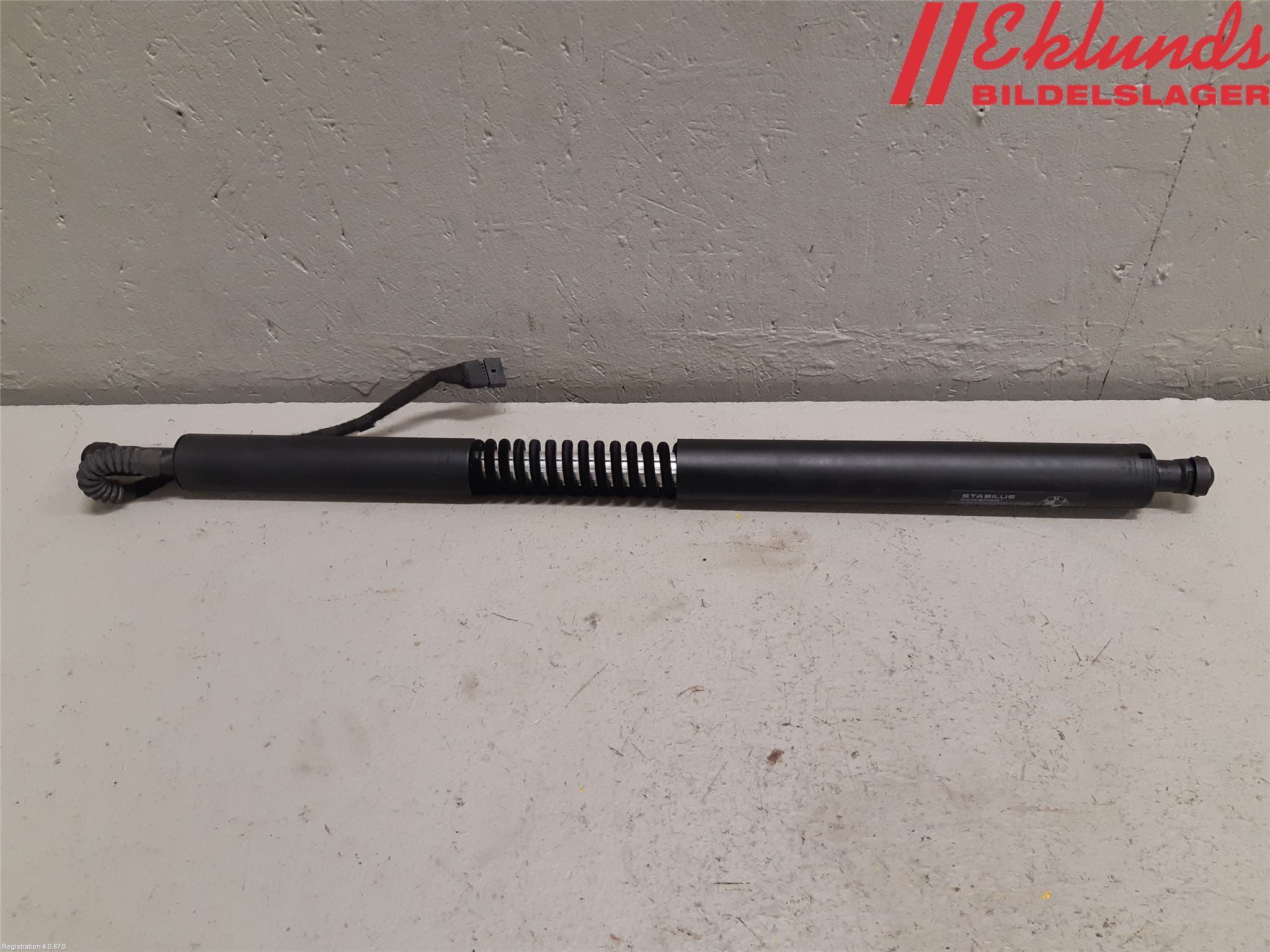 BMW 3 F30/F31/F80 12-19 Bakluckeöppnare Automatisk
