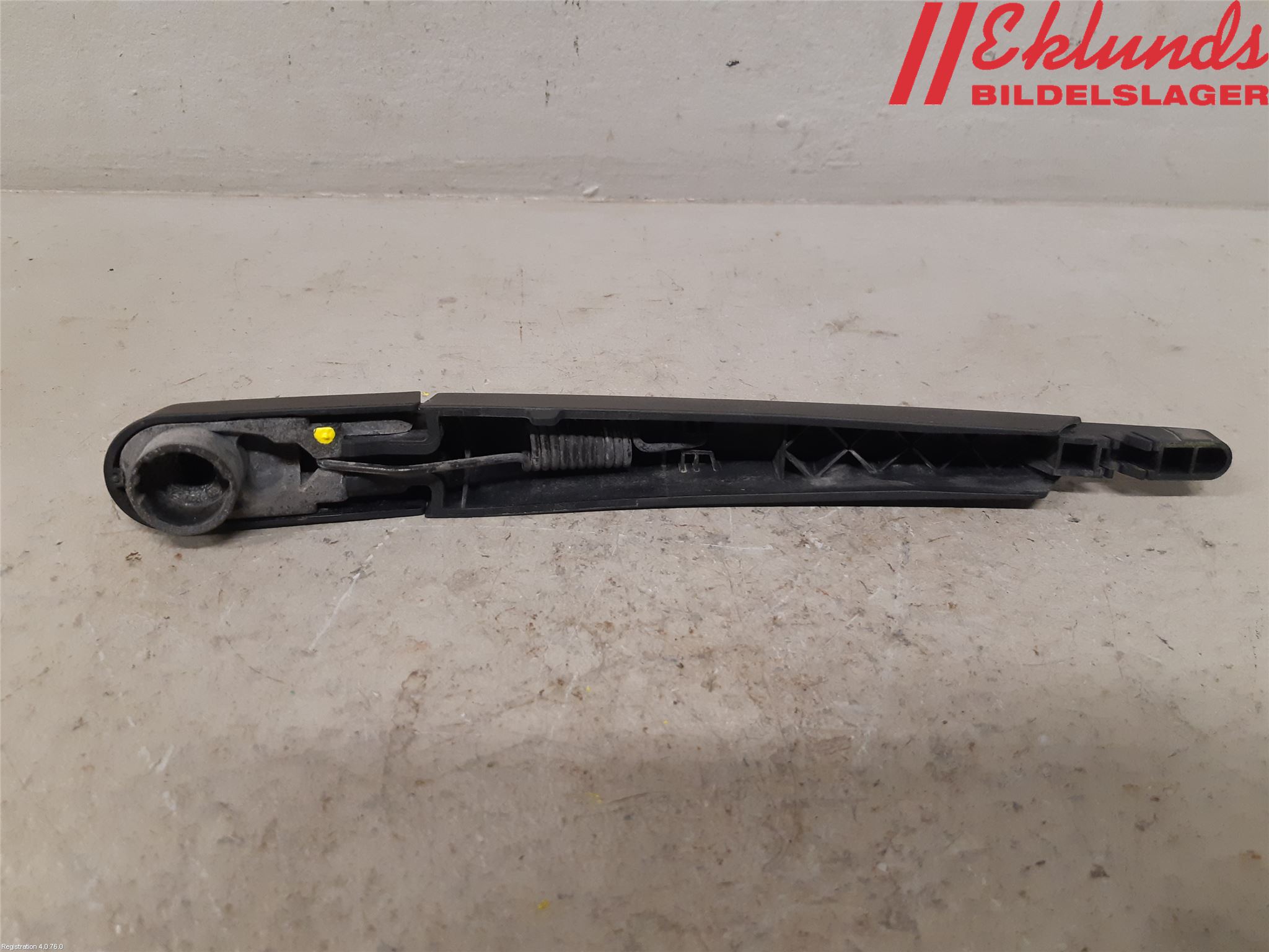 Renault CAPTUR 13-19 Torkararm-Bakruta