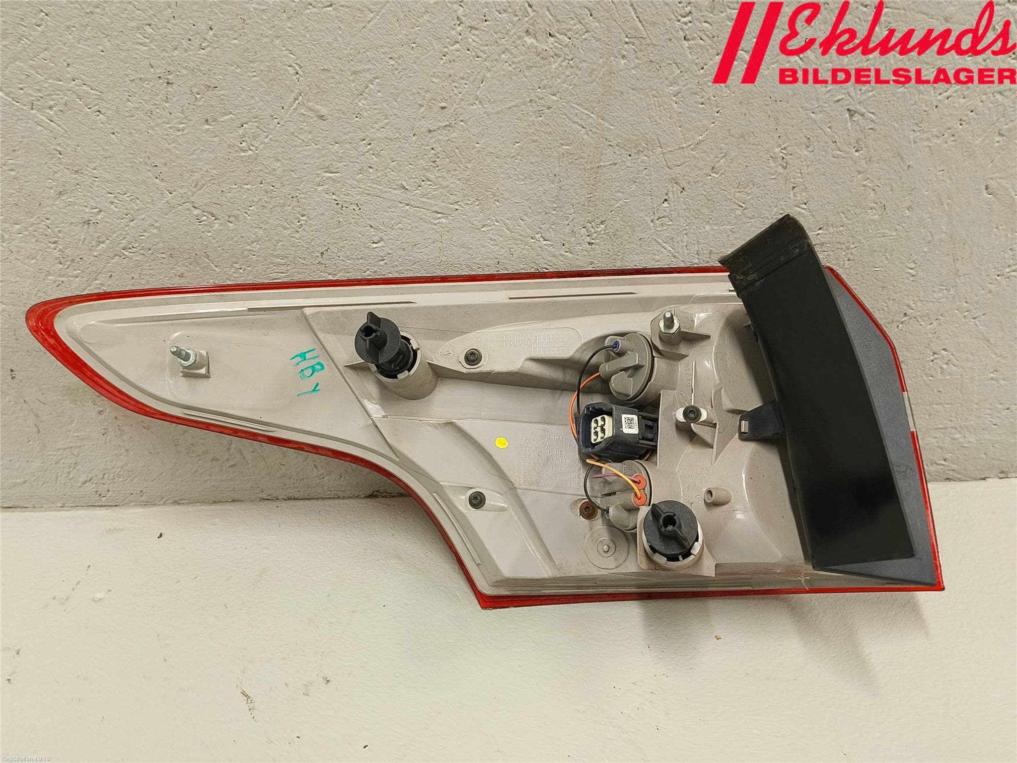 Ford FOCUS 15-18 Bakljus Höger