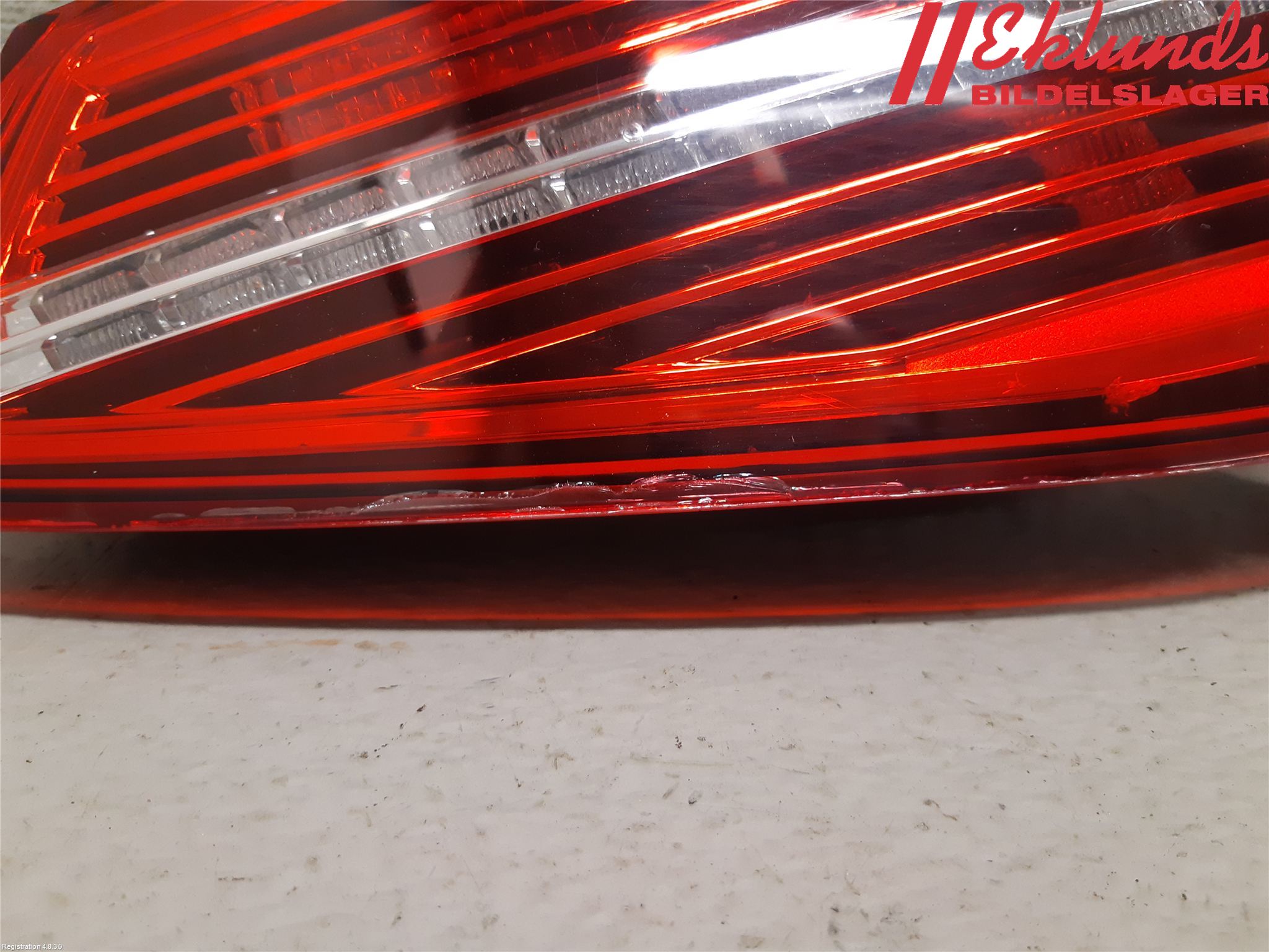 Volkswagen VW PASSAT 15-19 Bakljus Lucka Hö