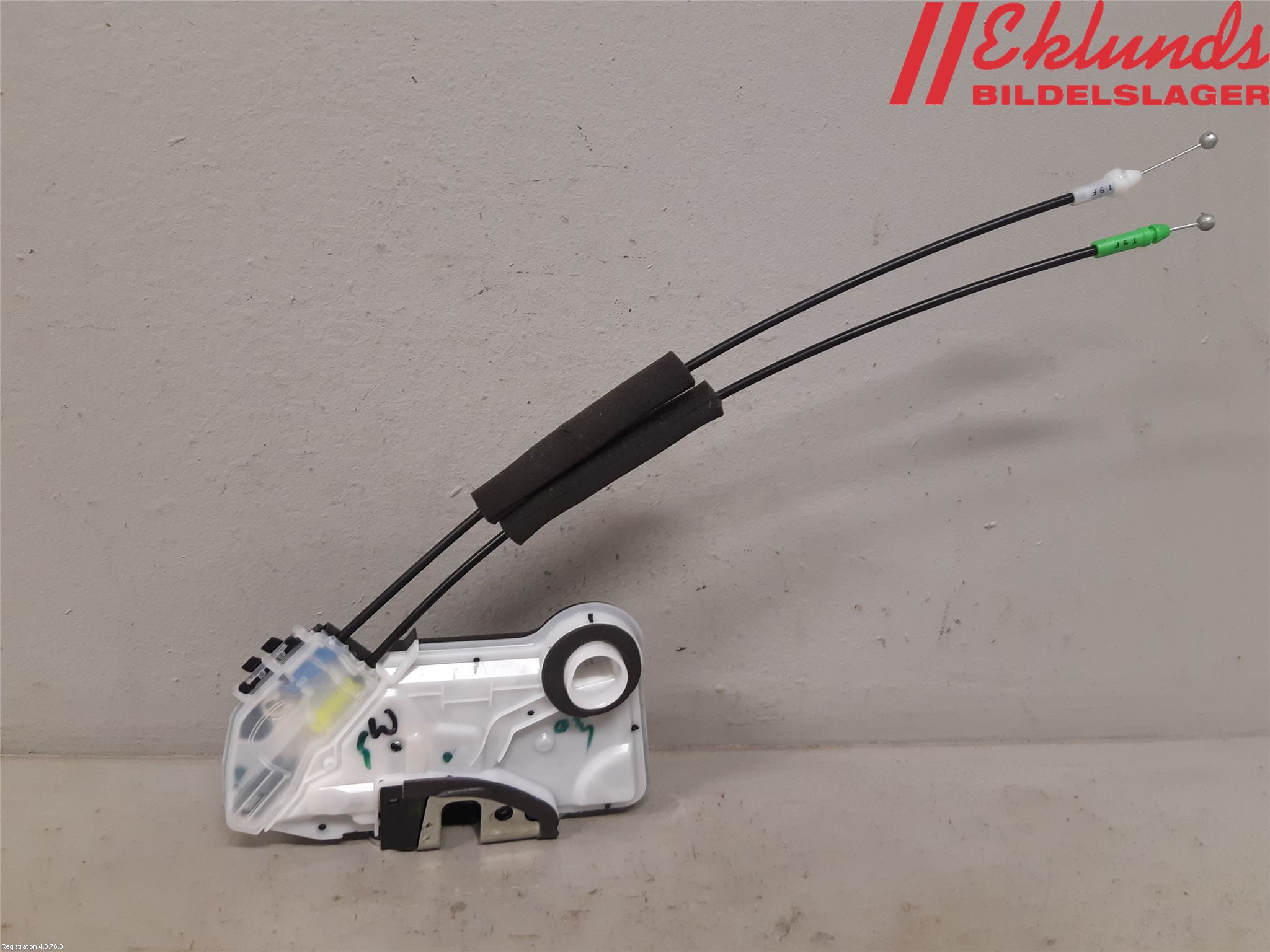 Toyota COROLLA 19- Låskista-Dörrlås