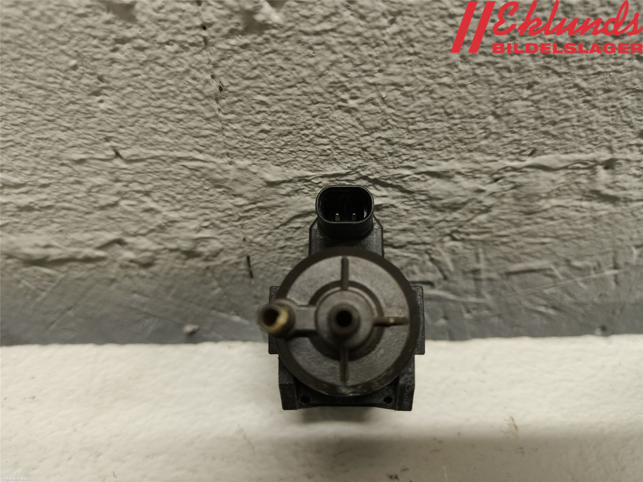 BMW 5 F10/F11/F18 09-17 Vakuumventil
