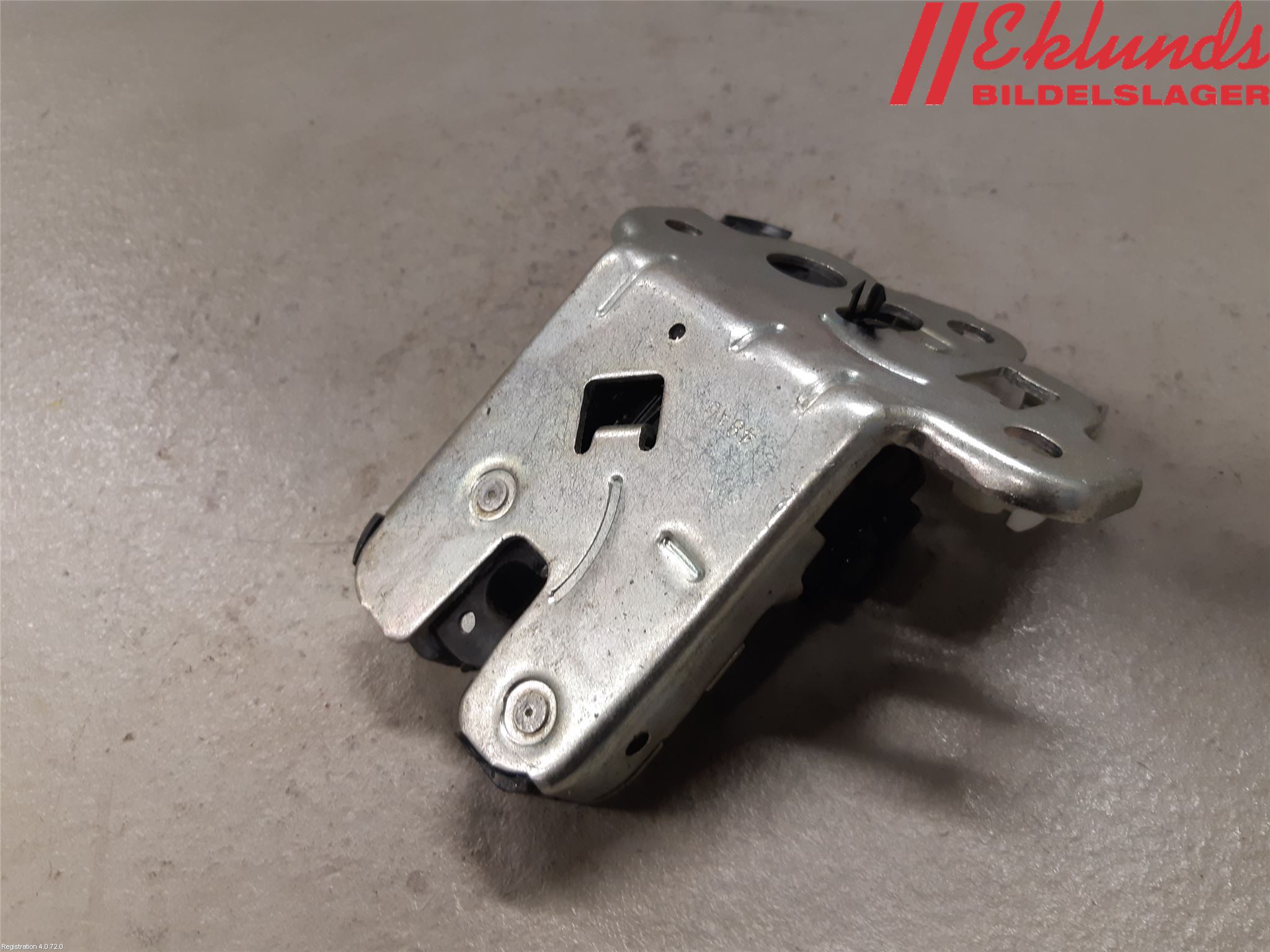 Audi A4 ALLROAD 09-16 Låskista Baklucka