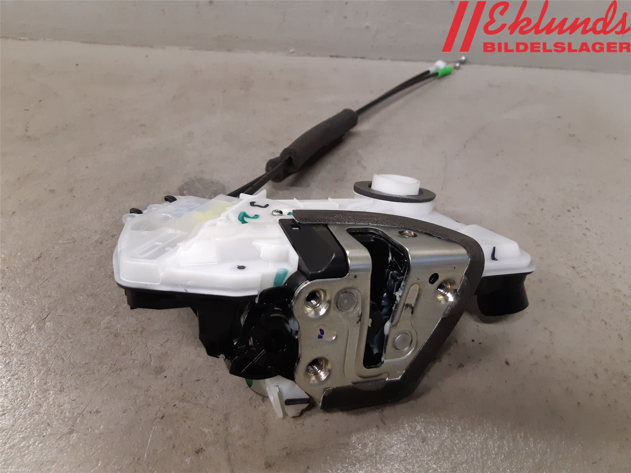 Toyota COROLLA 19- Låskista-Dörrlås