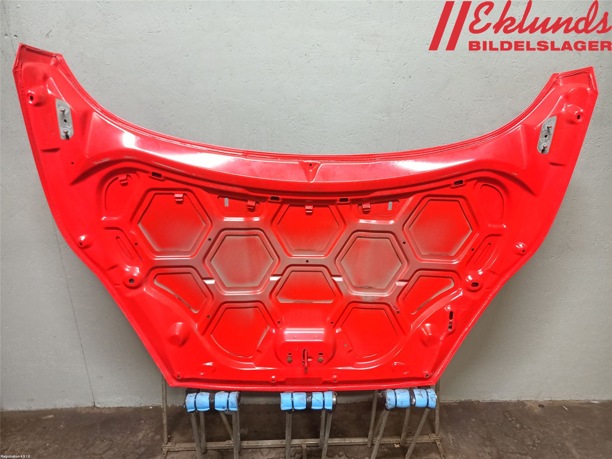 Ford FIESTA 13-17 Huv Fram