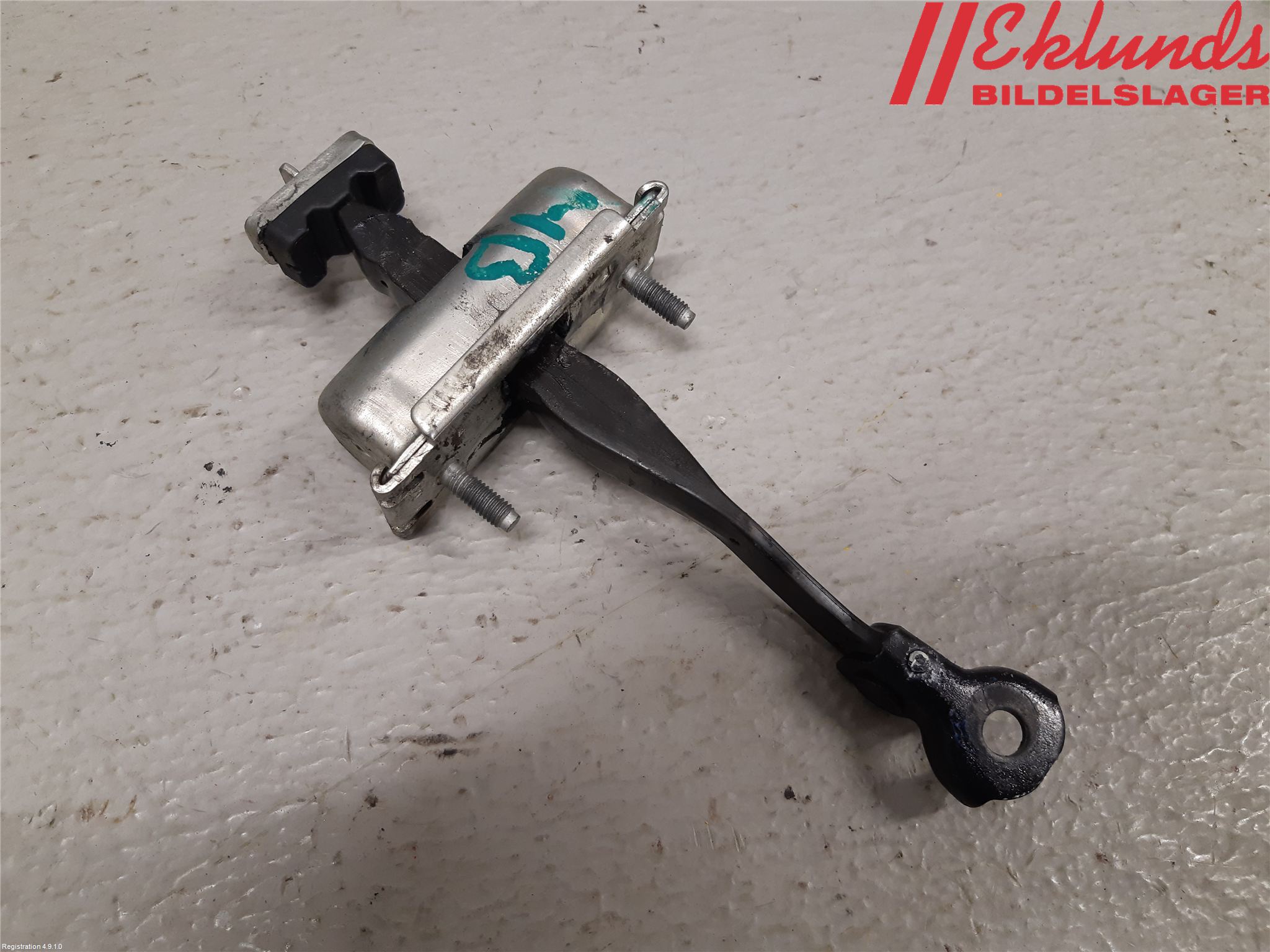 Ford KUGA 17-19 Dörrstopp