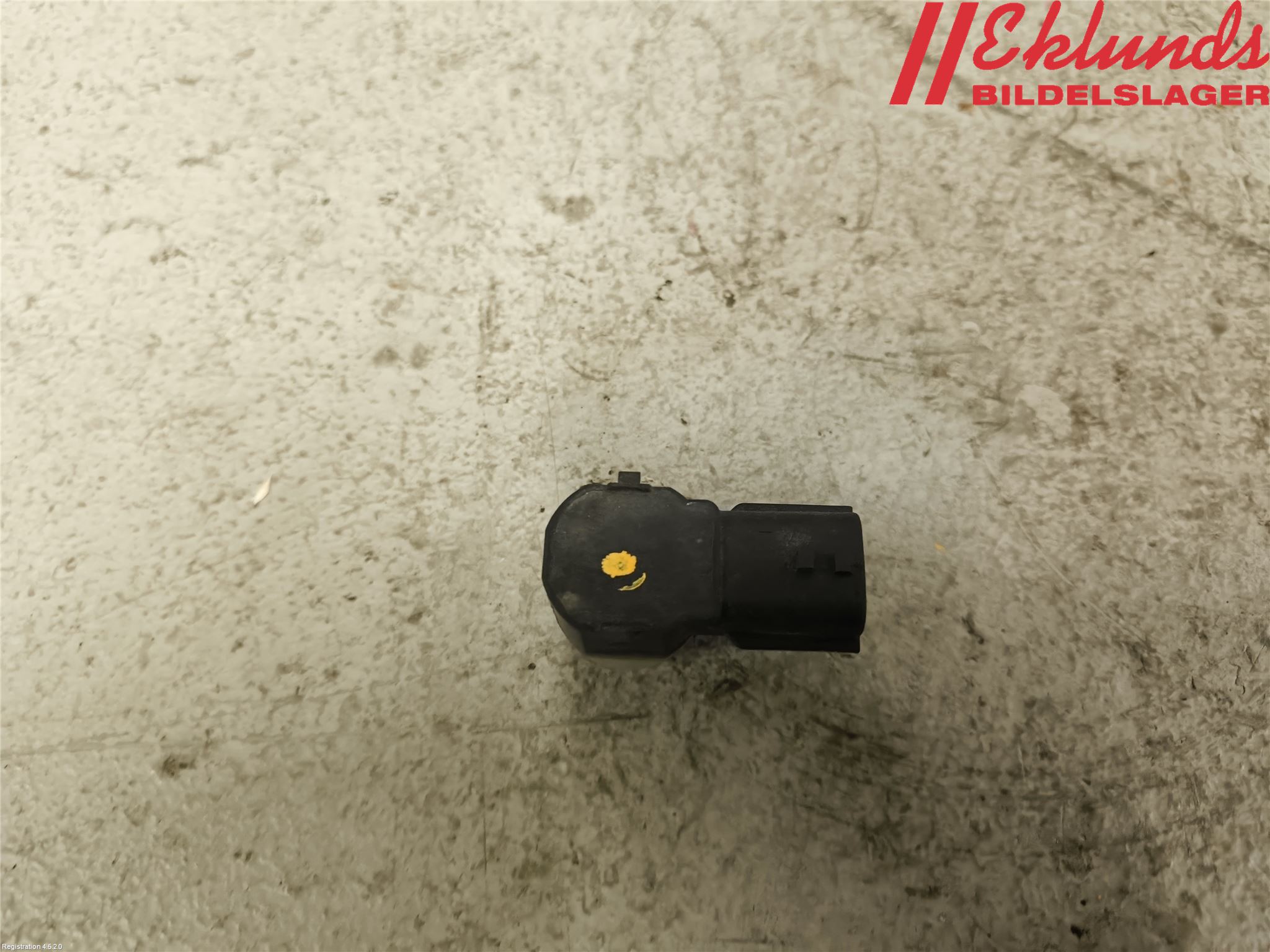 Nissan NV400 12-24 Parkeringshjälp Backsensor