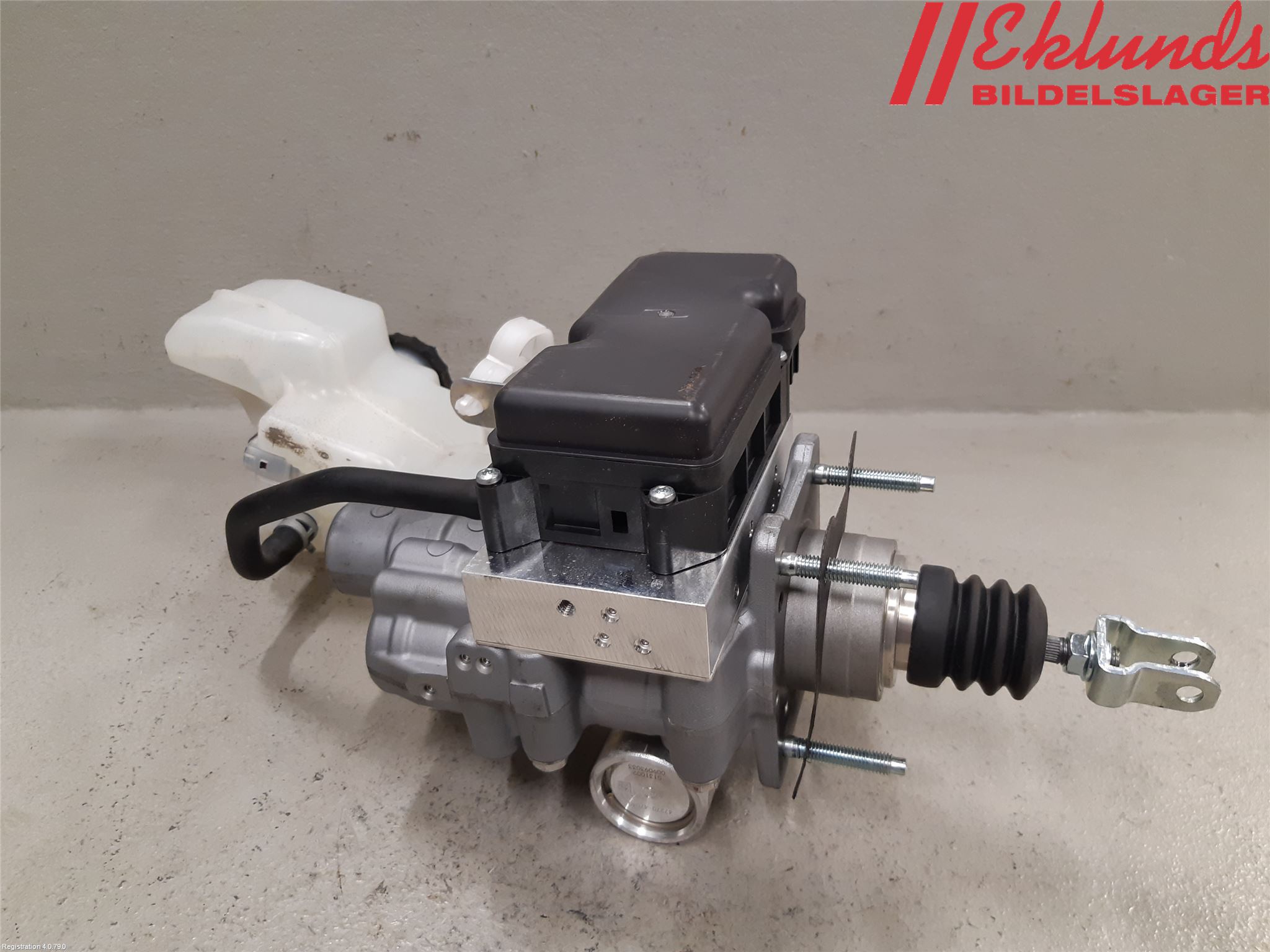 Toyota C-HR 16-23 Bromsservo