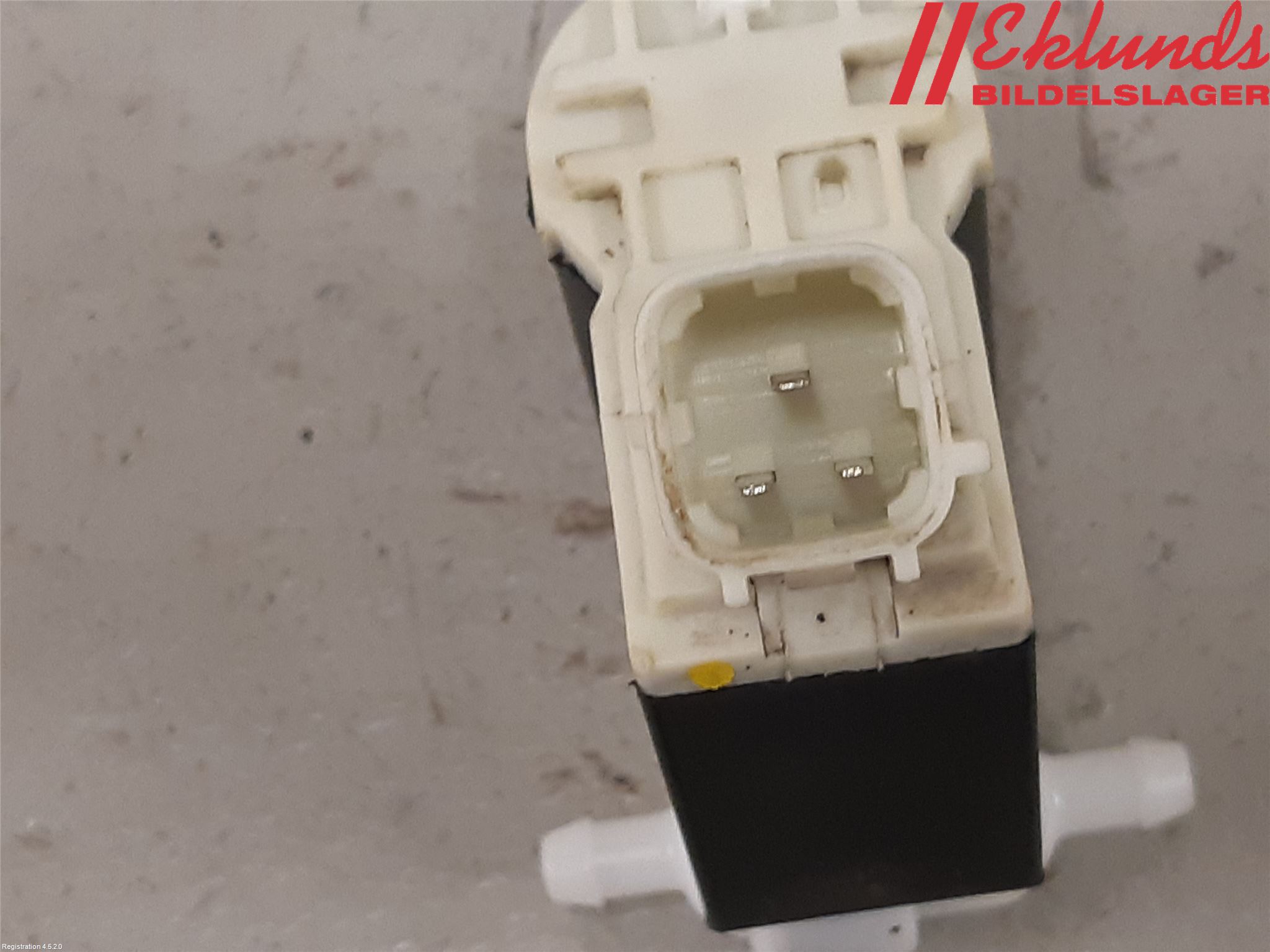 Kia CARENS III 13-19 Spolarpump Vindruta