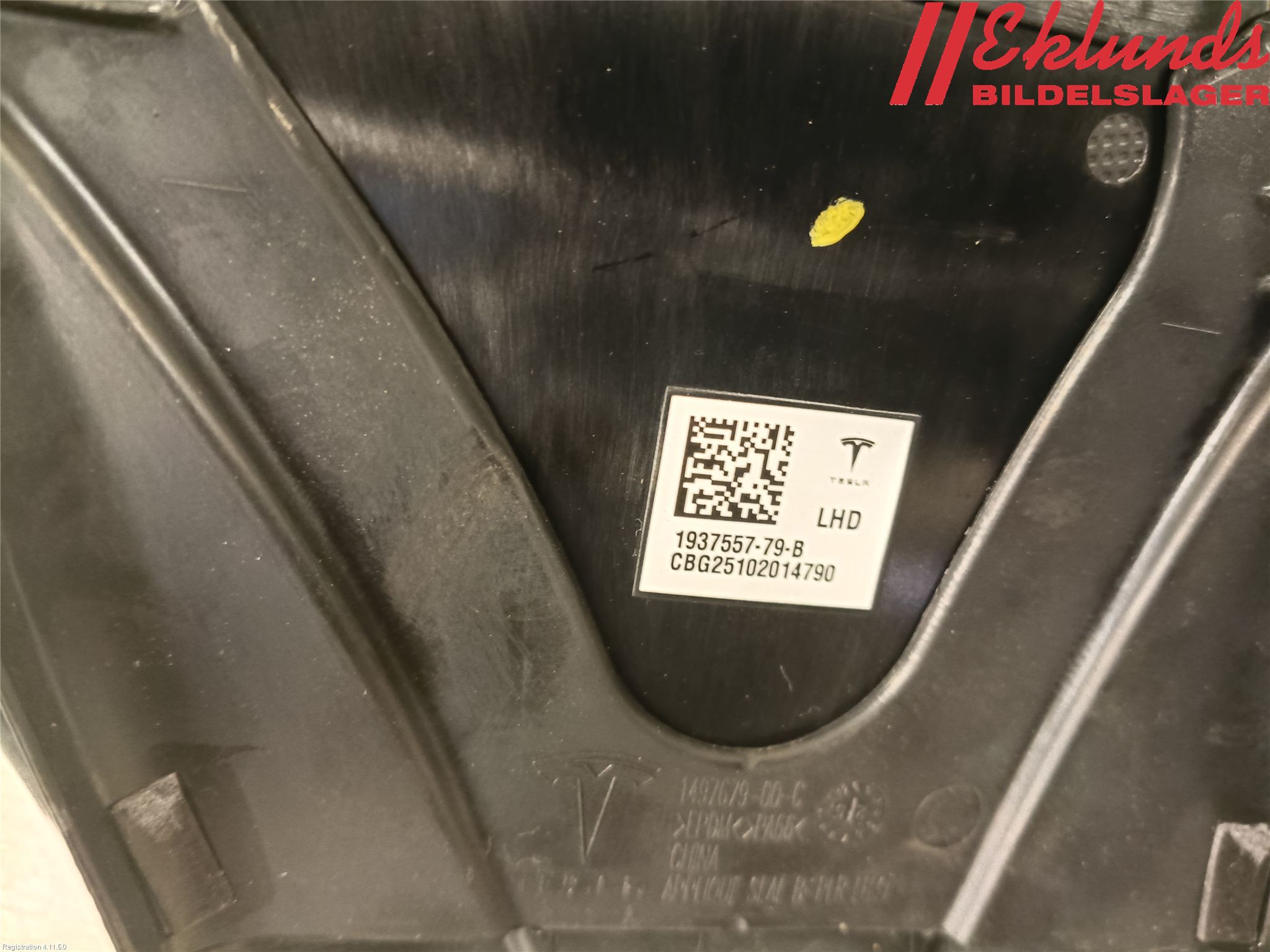 Tesla MODEL Y 21- Dörr Dekorlist Bak Vä