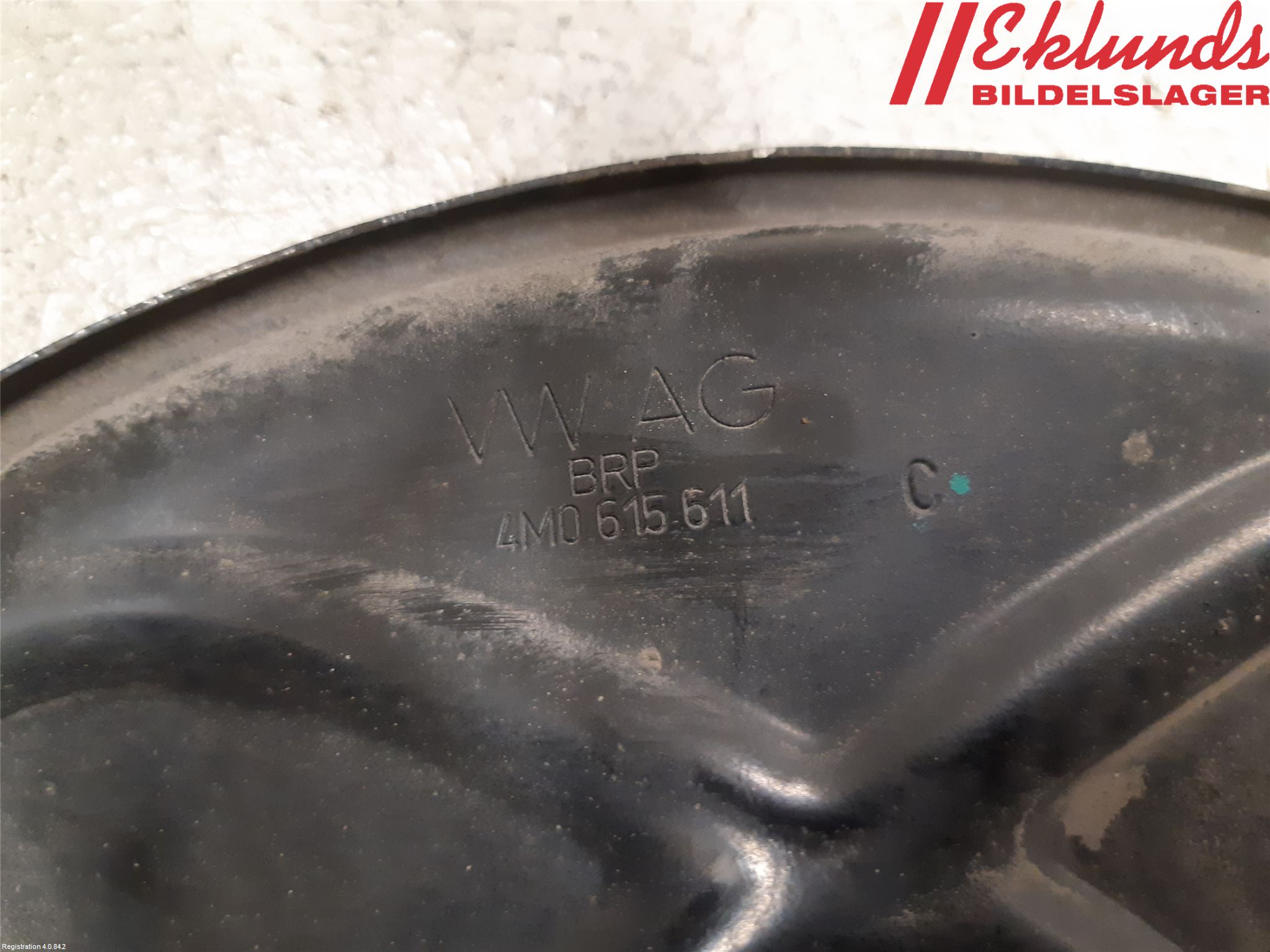 Audi Q7/SQ7 Bromssköld Bak