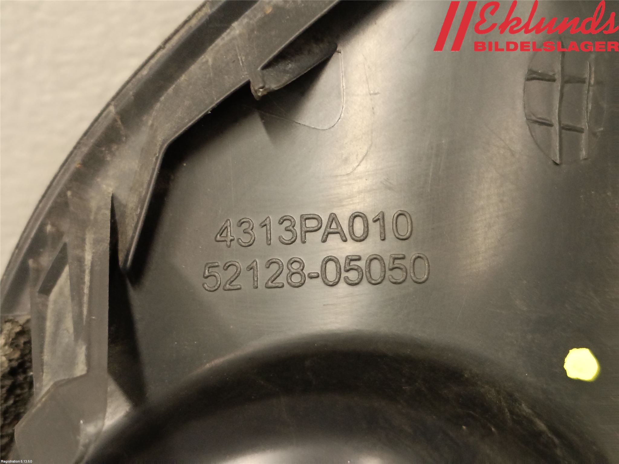 Toyota AVENSIS 07-08 Dimljussarg Fram