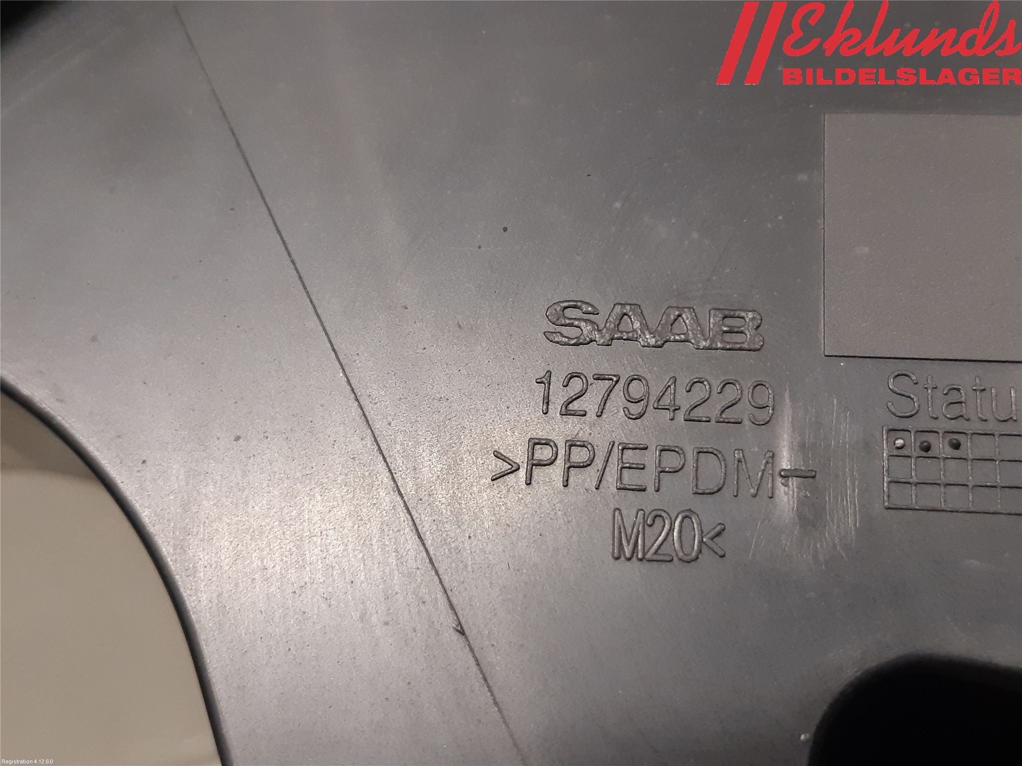 Saab 9-3 VER2/VER3 08-15 Stötfångarfäste Bak Hö