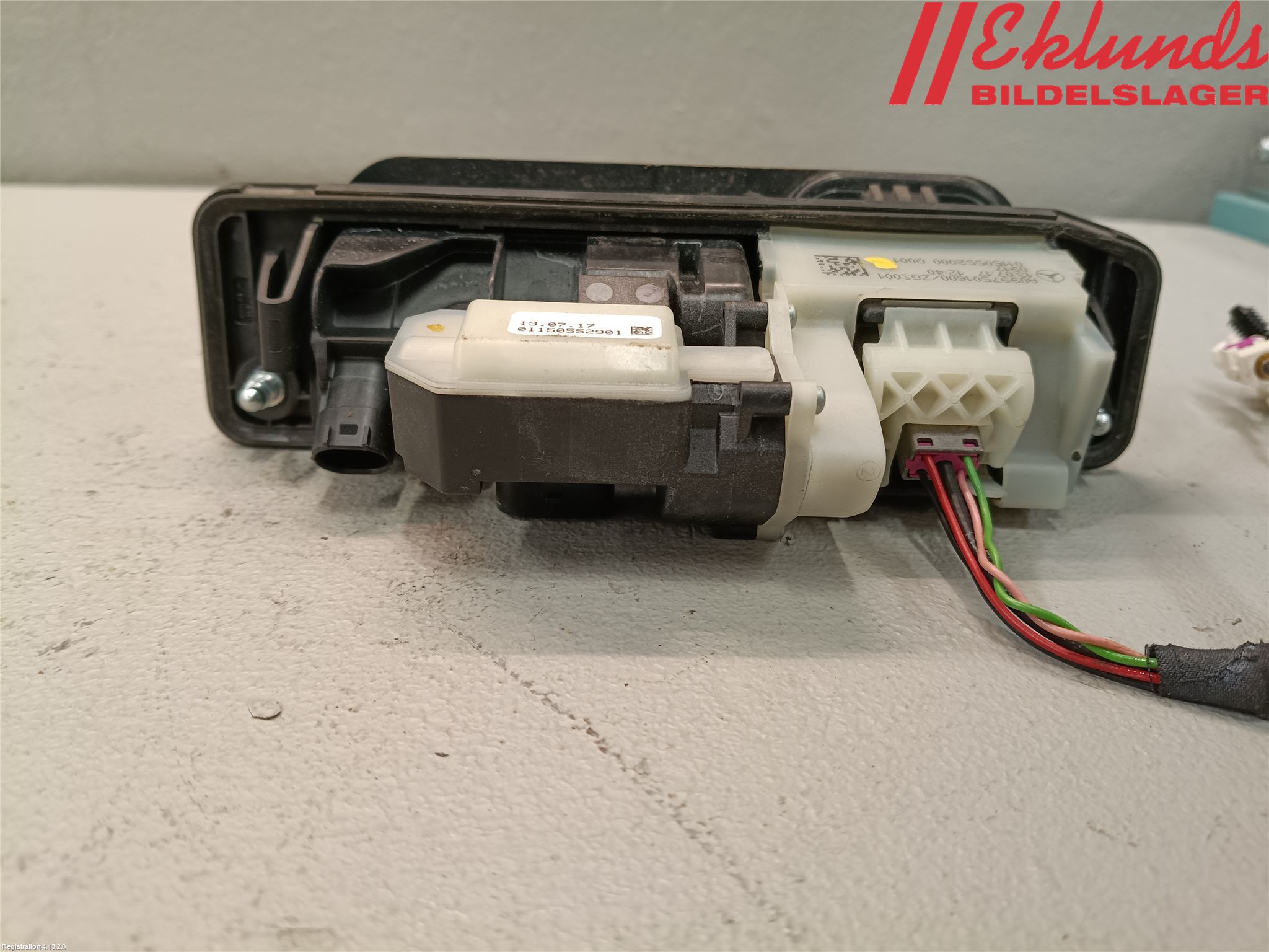 Mercedes-Benz MB E-KLASS (W213) 16-23 Bakluckehandtag