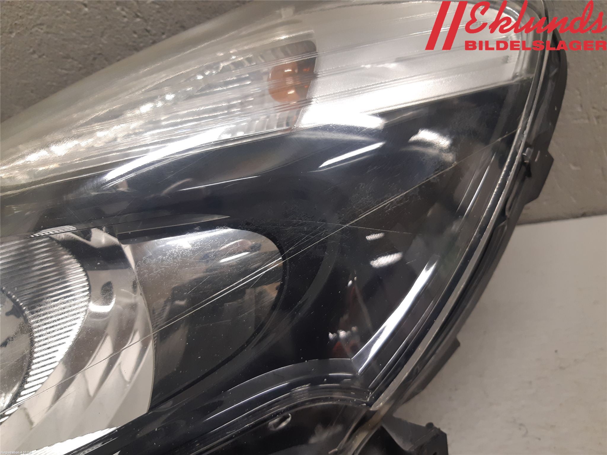 Renault CLIO III  09-12 Strålkastare Vänster