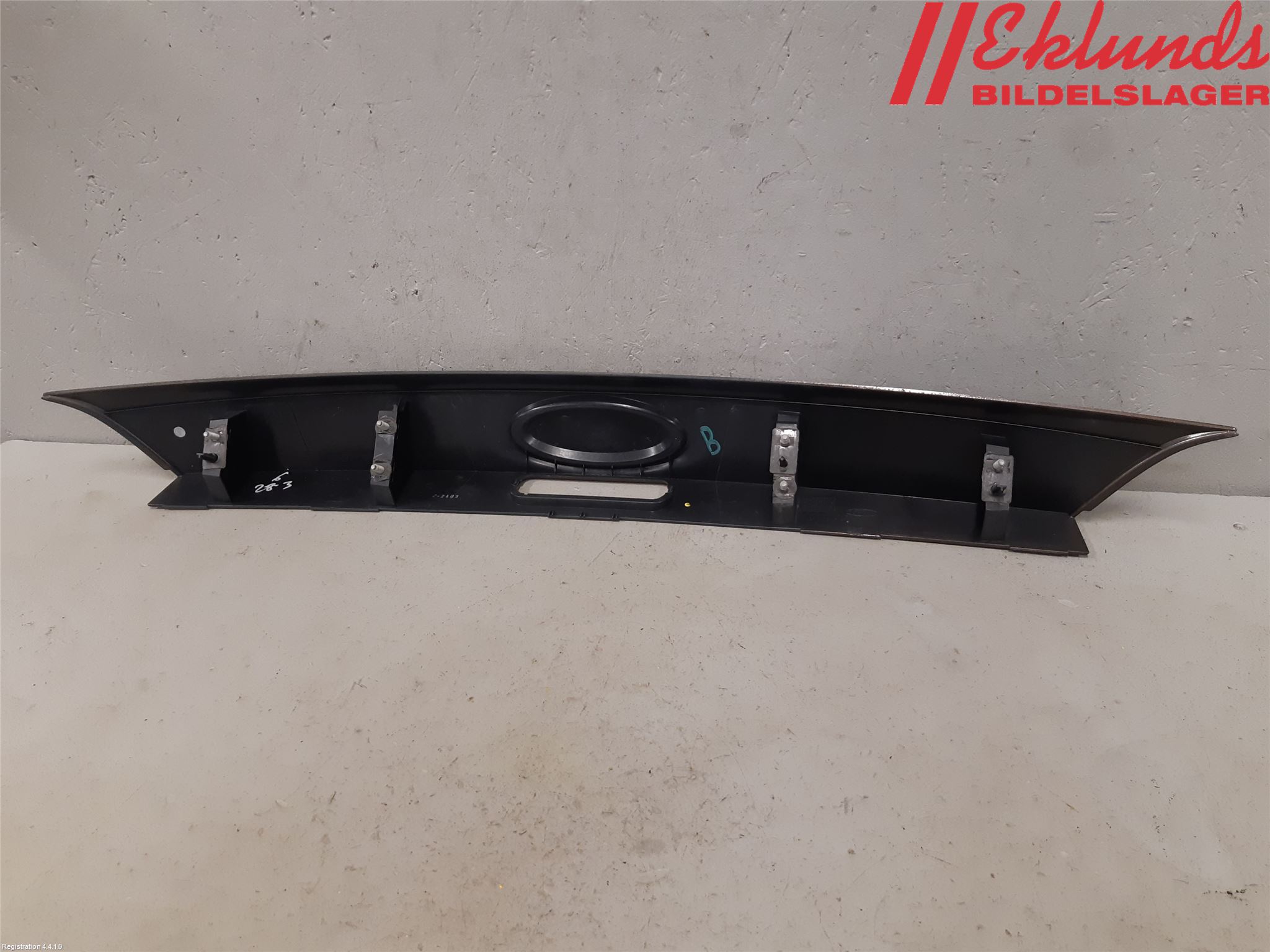 Ford FOCUS 15-18 List Bak-Baklucka