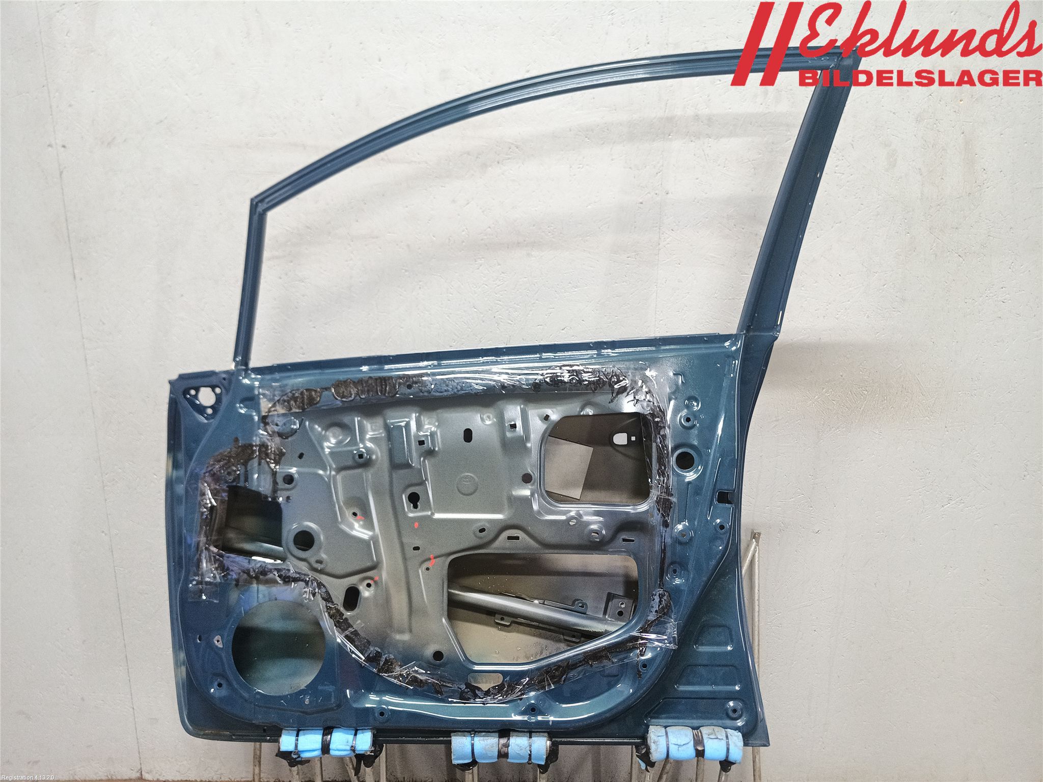 Toyota AURIS 10-12 Dörr Fram Höger