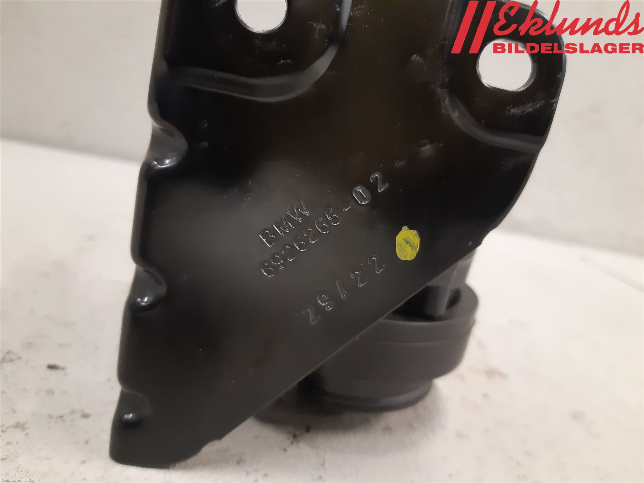 BMW iX I20 22- Värme Cirkulationspump