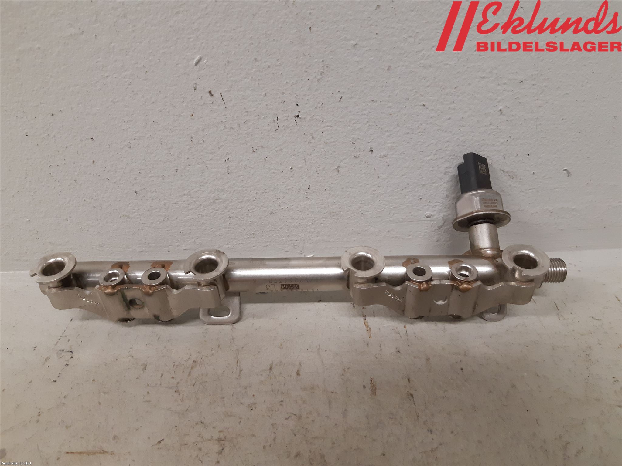 Nissan PULSAR Inj. Fuelrail