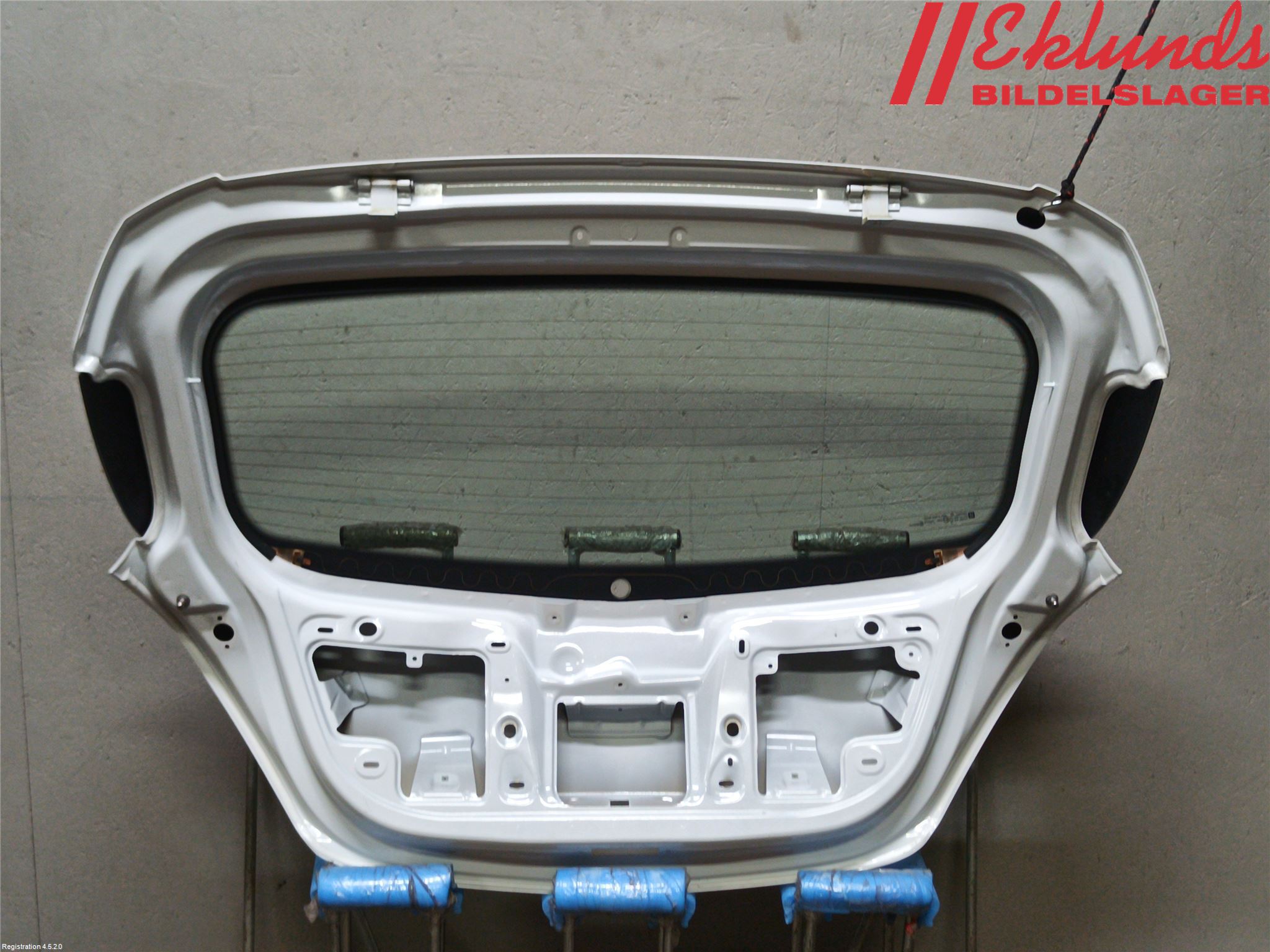 Opel CORSA D 07-14 Baklucka Cc-Kombi-Sedan