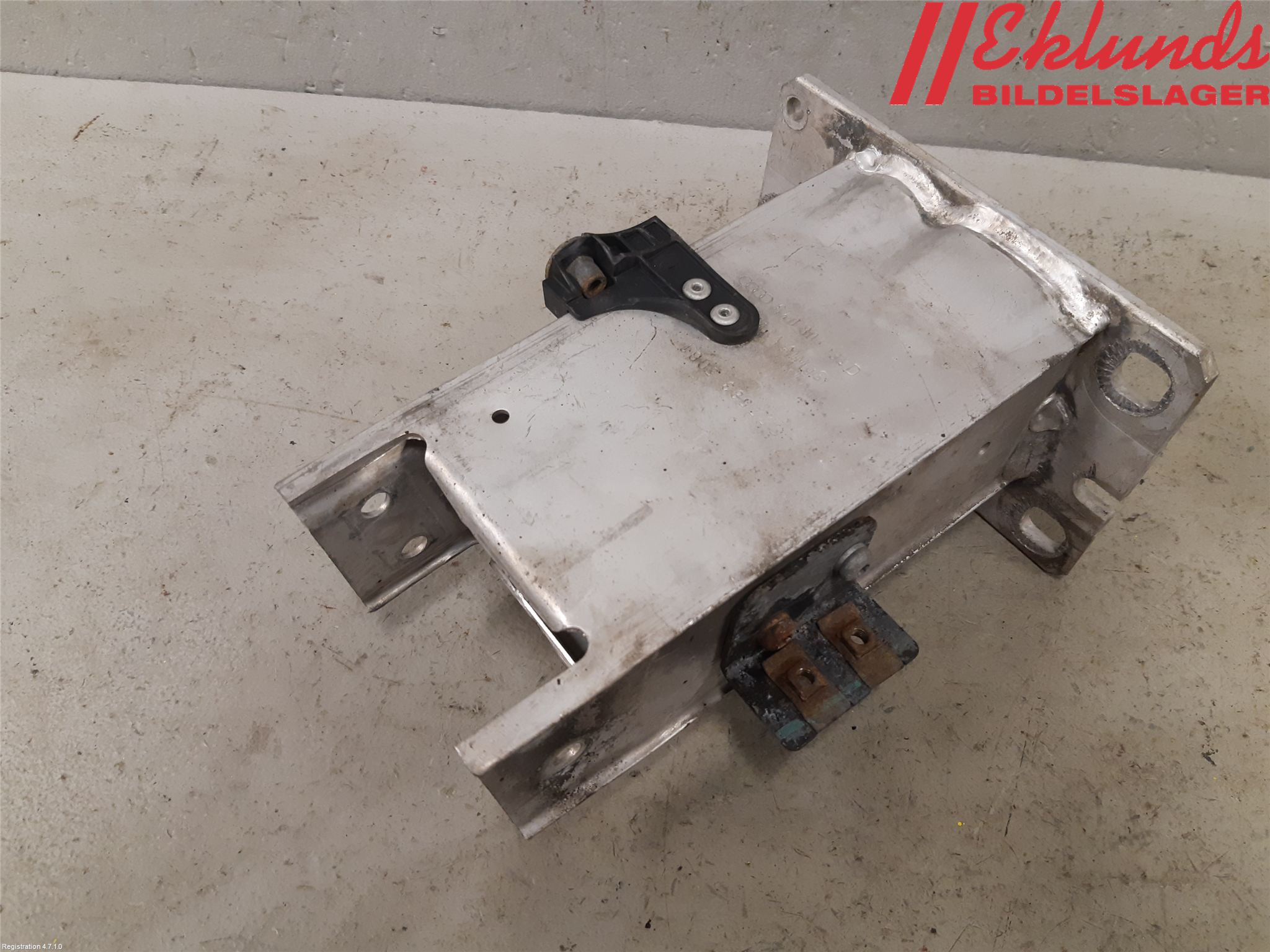 Audi A5 07-16 Stötfångarbärjärn Fram