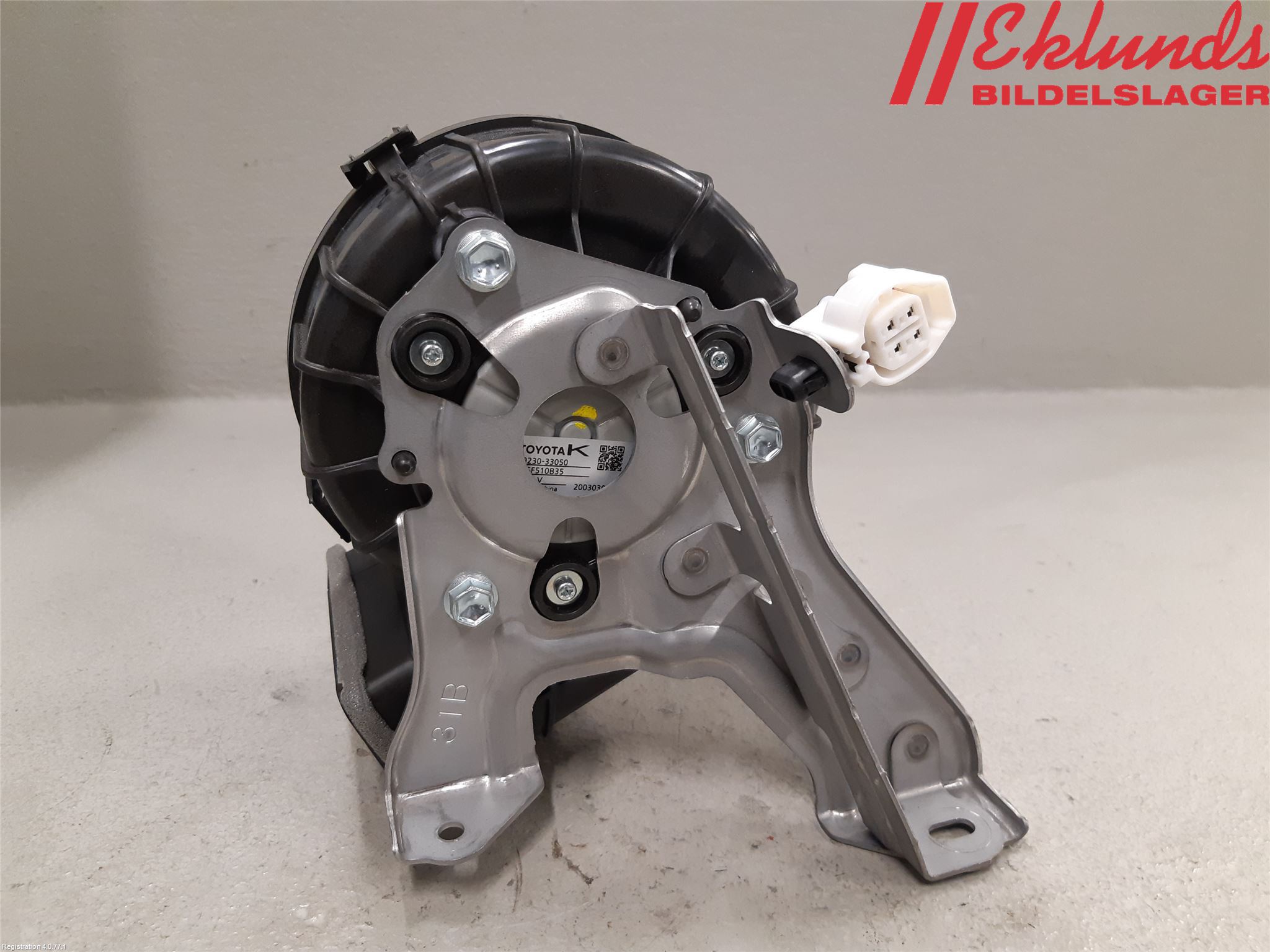 Toyota RAV4 19- Kylfläkt El